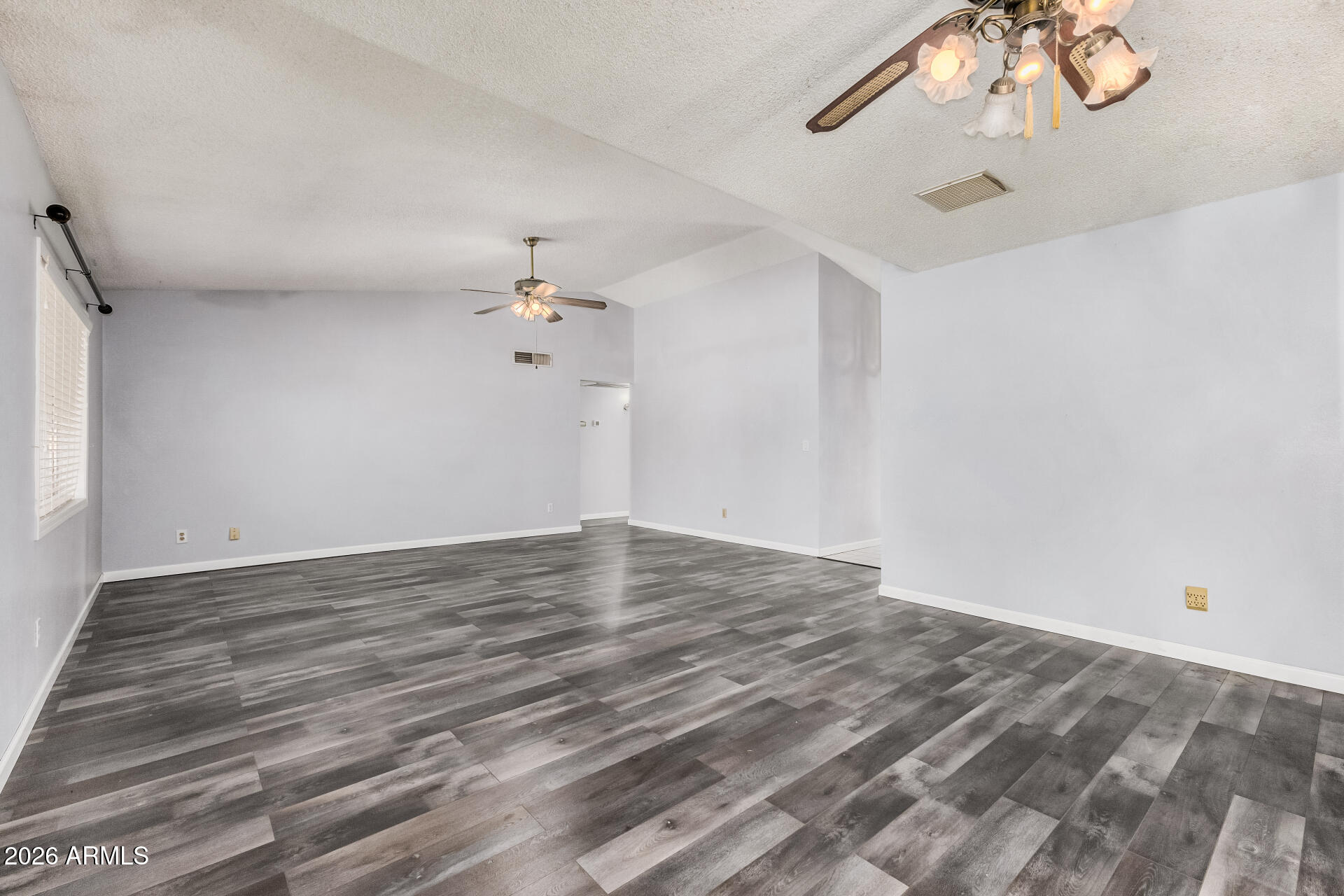 2036 E MARILYN Avenue