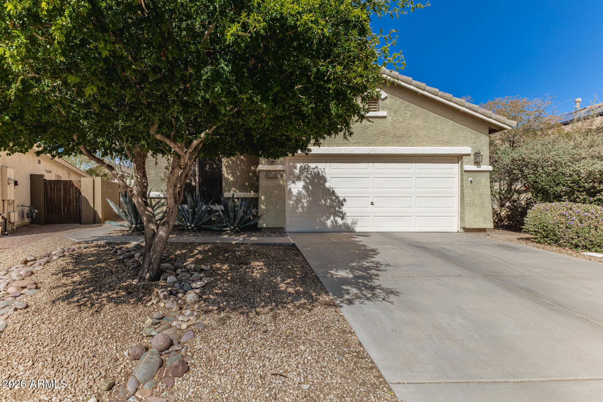 40269 N PATRIOT Way