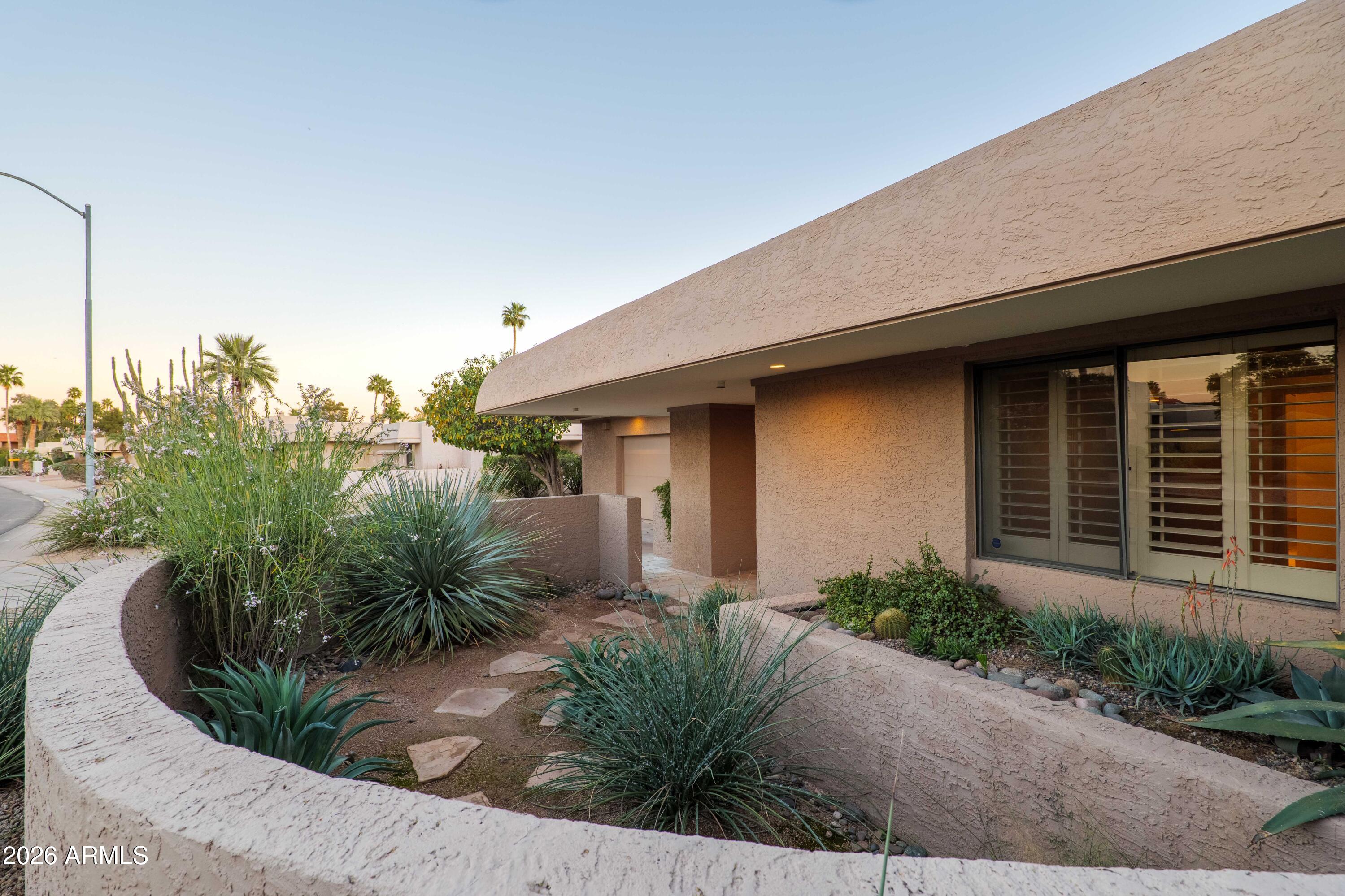 8035 E DEL TIMBRE Drive