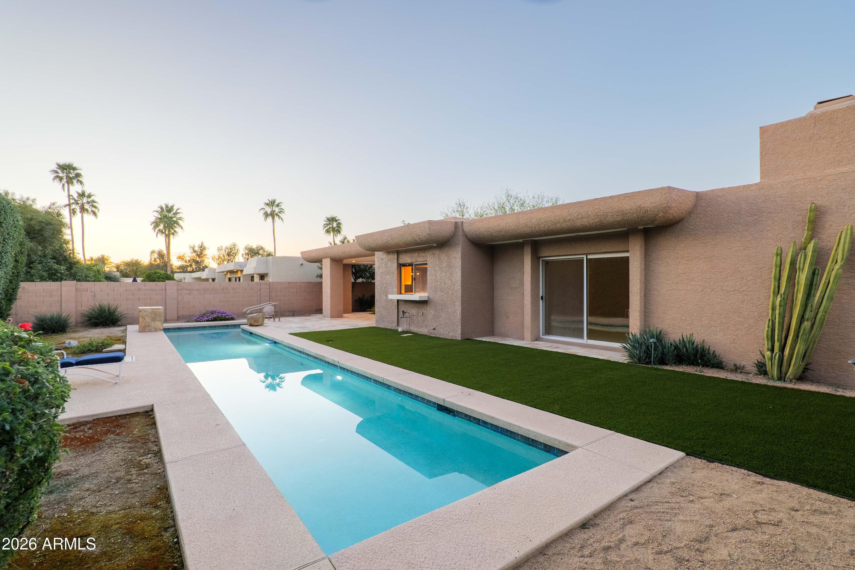 8035 E DEL TIMBRE Drive