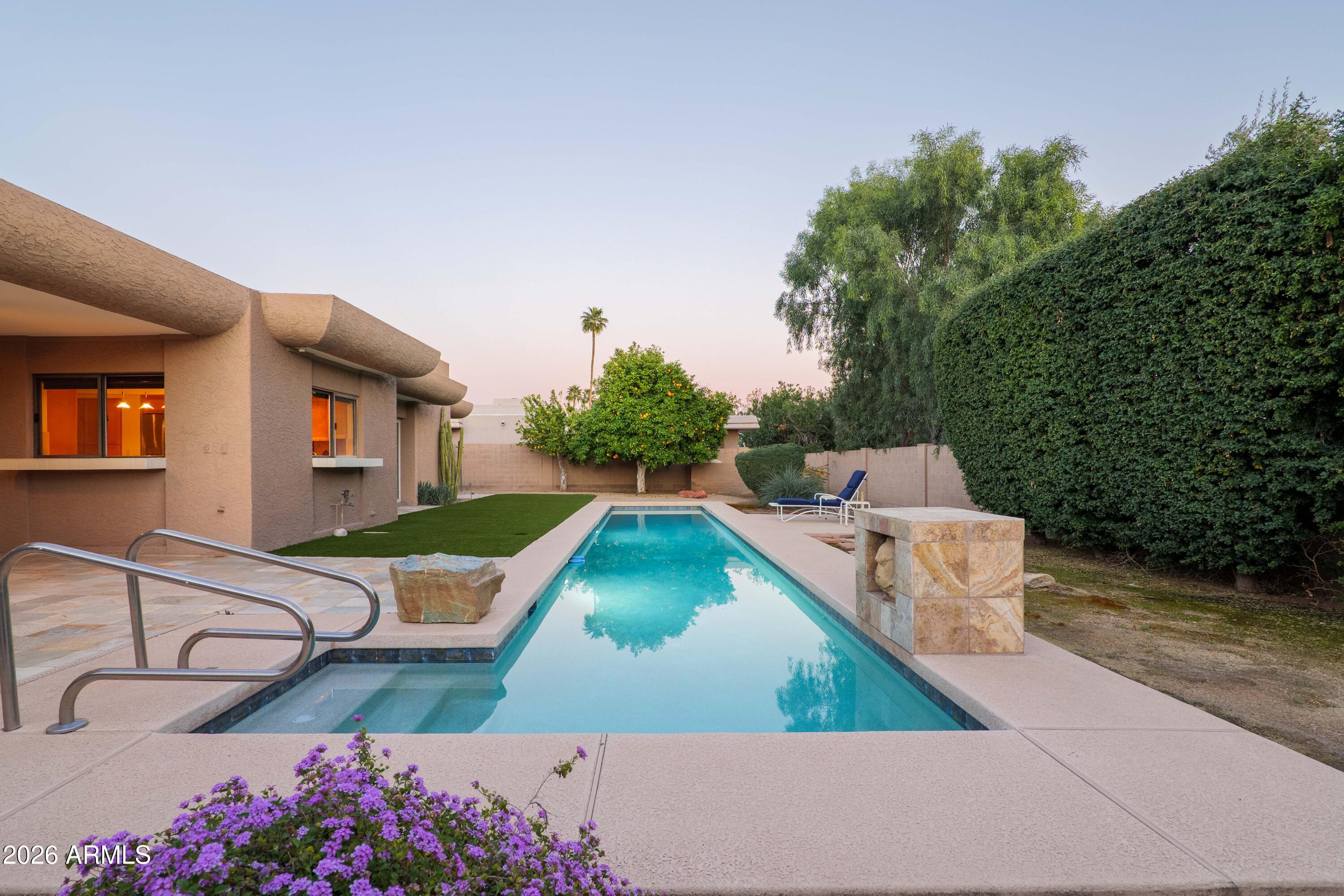 8035 E DEL TIMBRE Drive