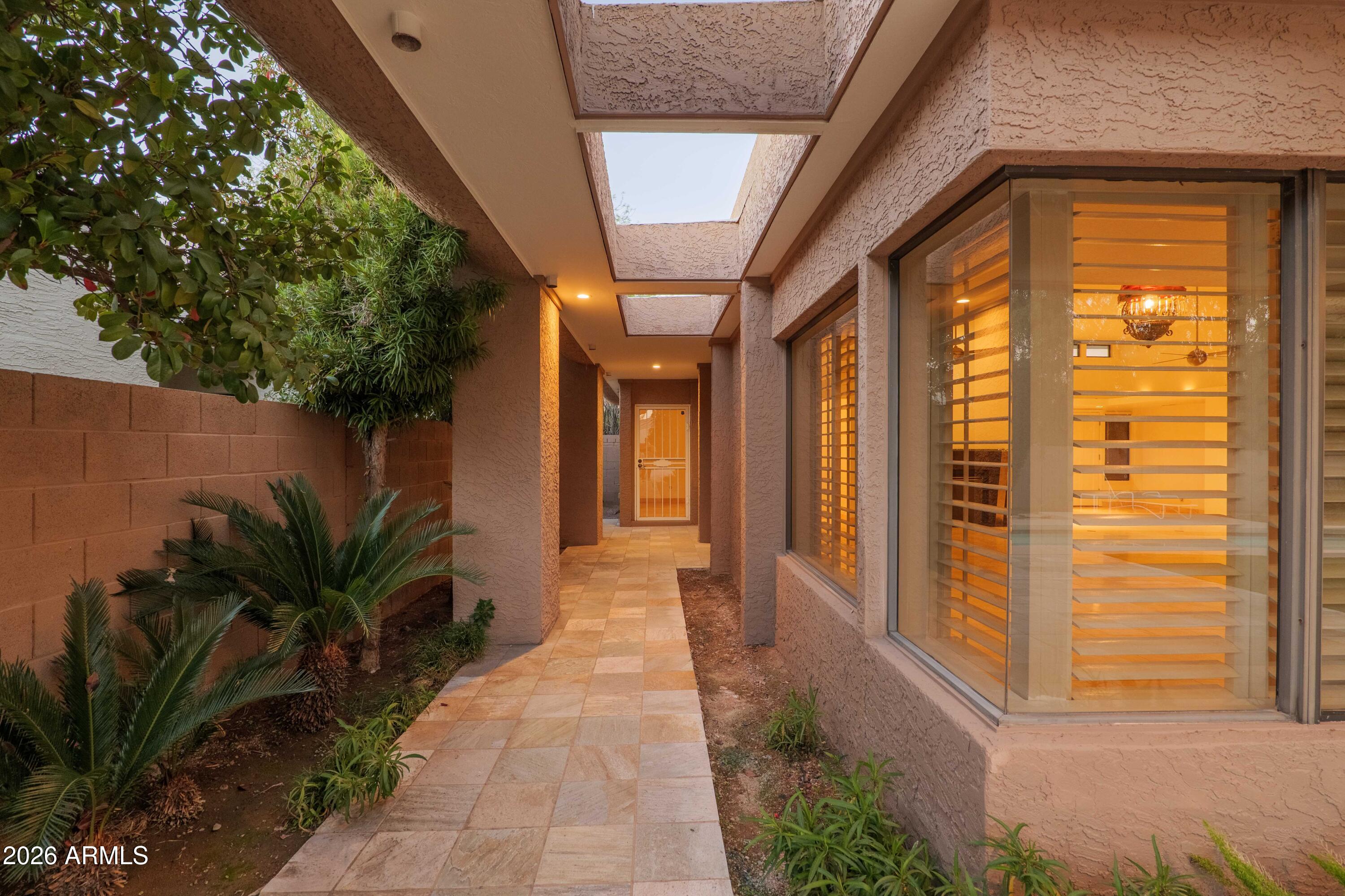 8035 E DEL TIMBRE Drive