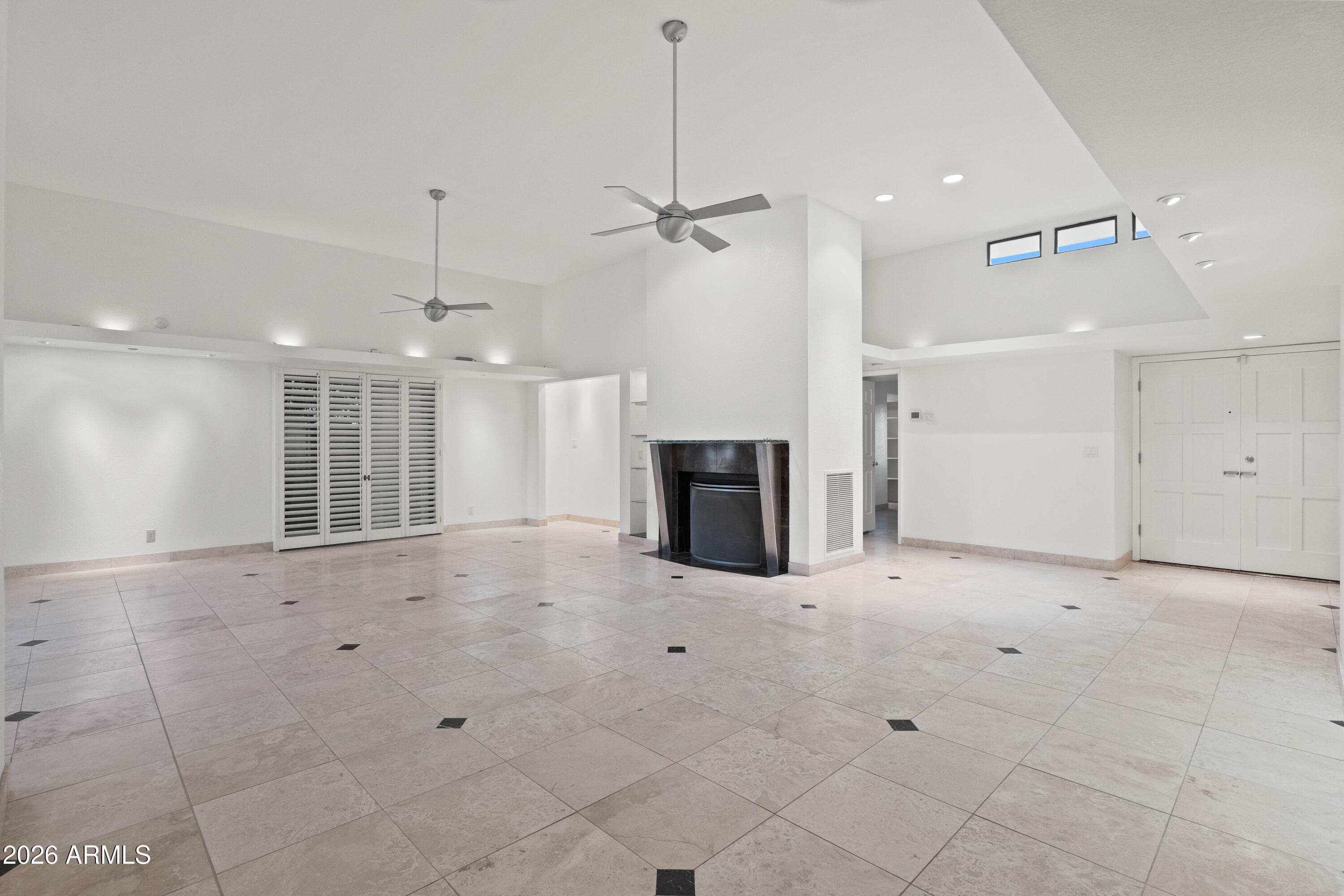 8035 E DEL TIMBRE Drive