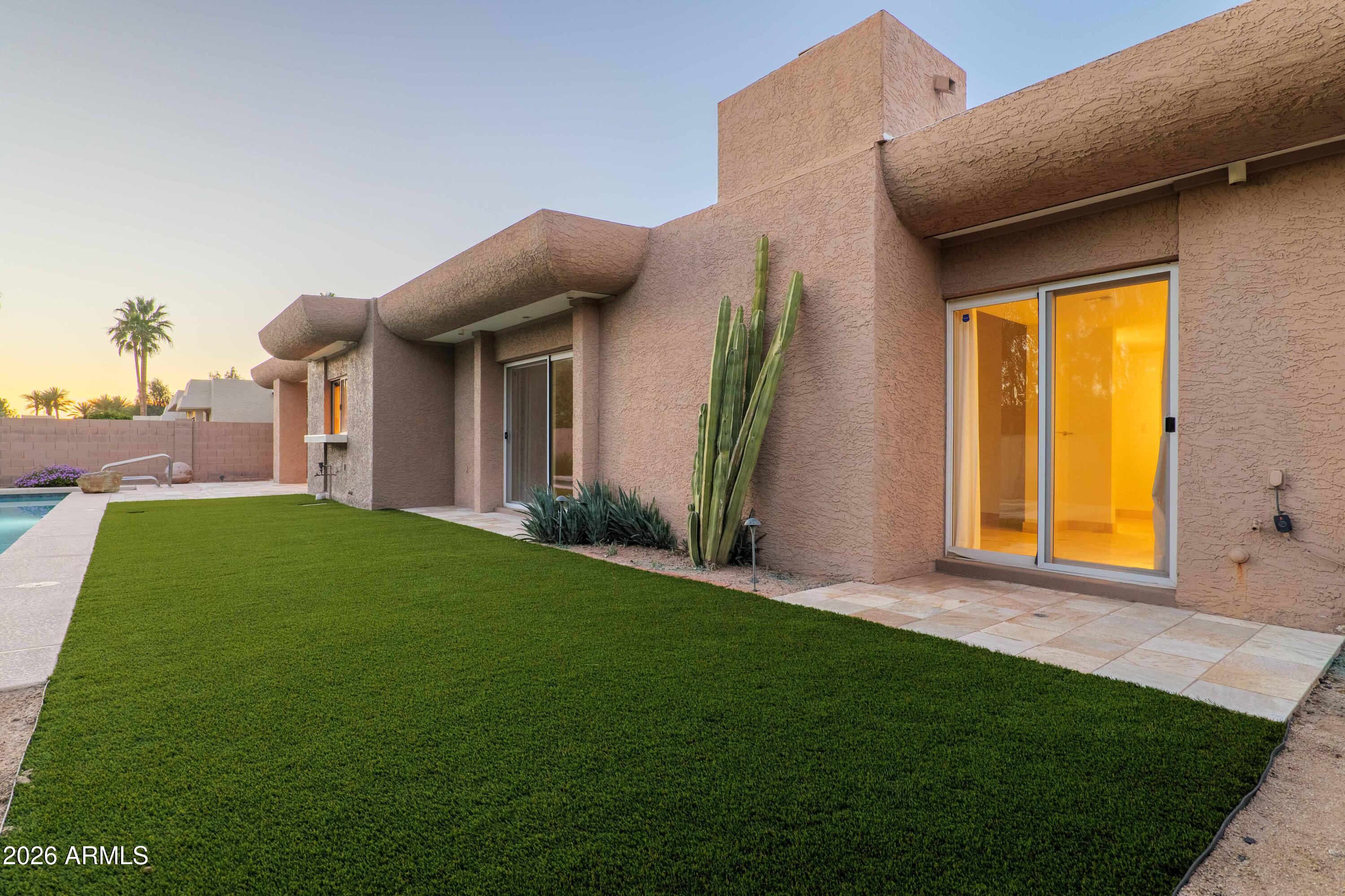 8035 E DEL TIMBRE Drive