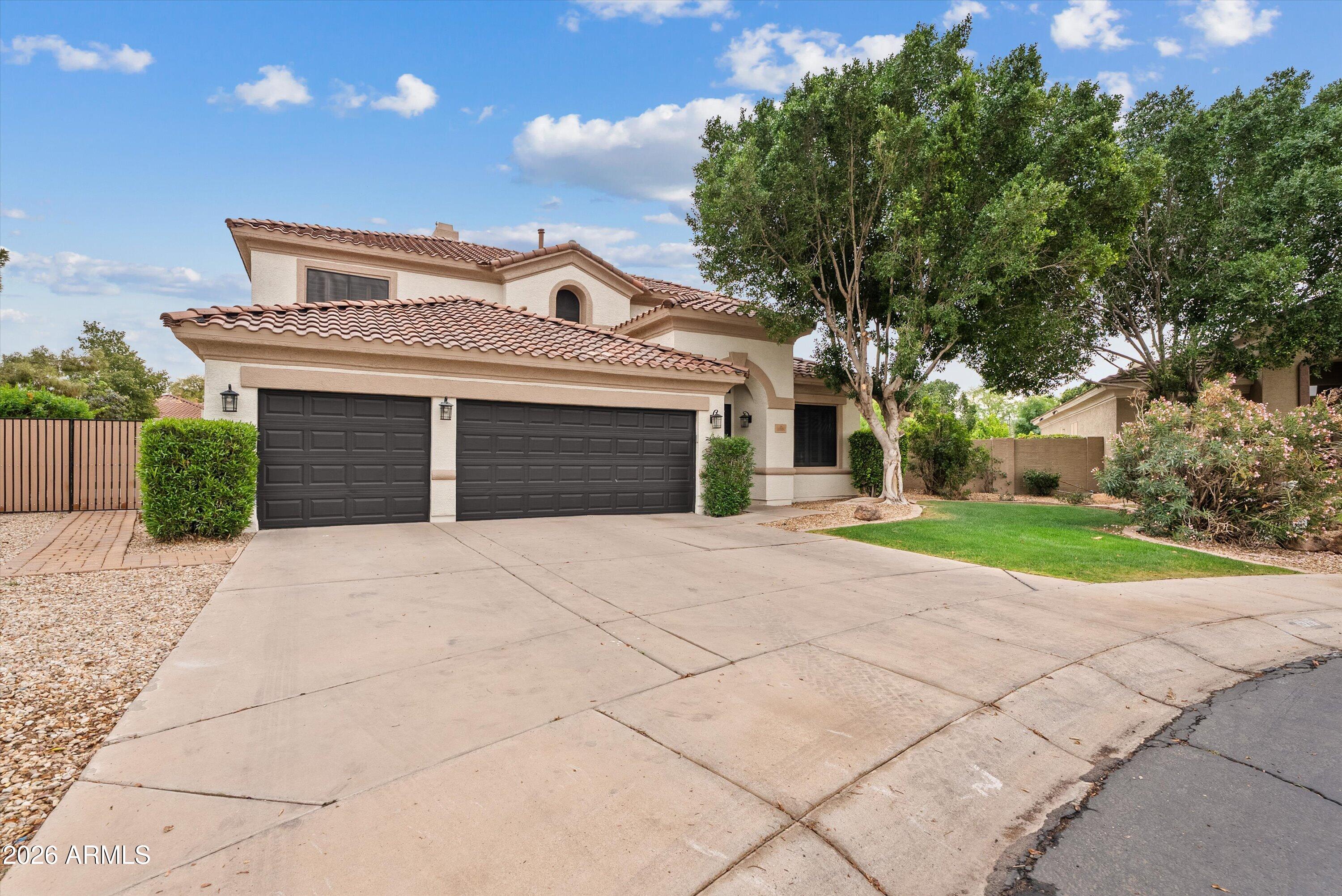 1515 E SARATOGA Court