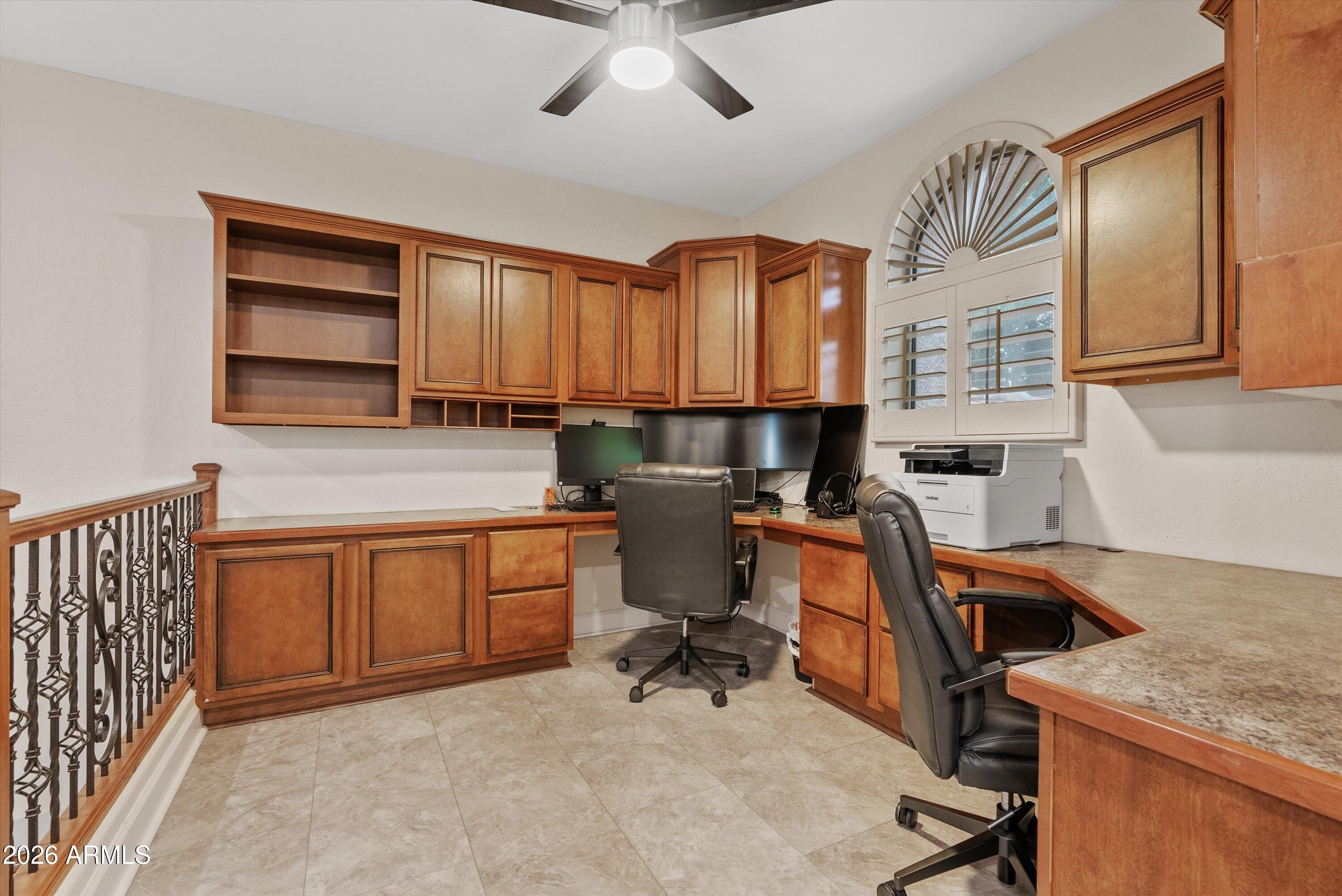 1515 E SARATOGA Court