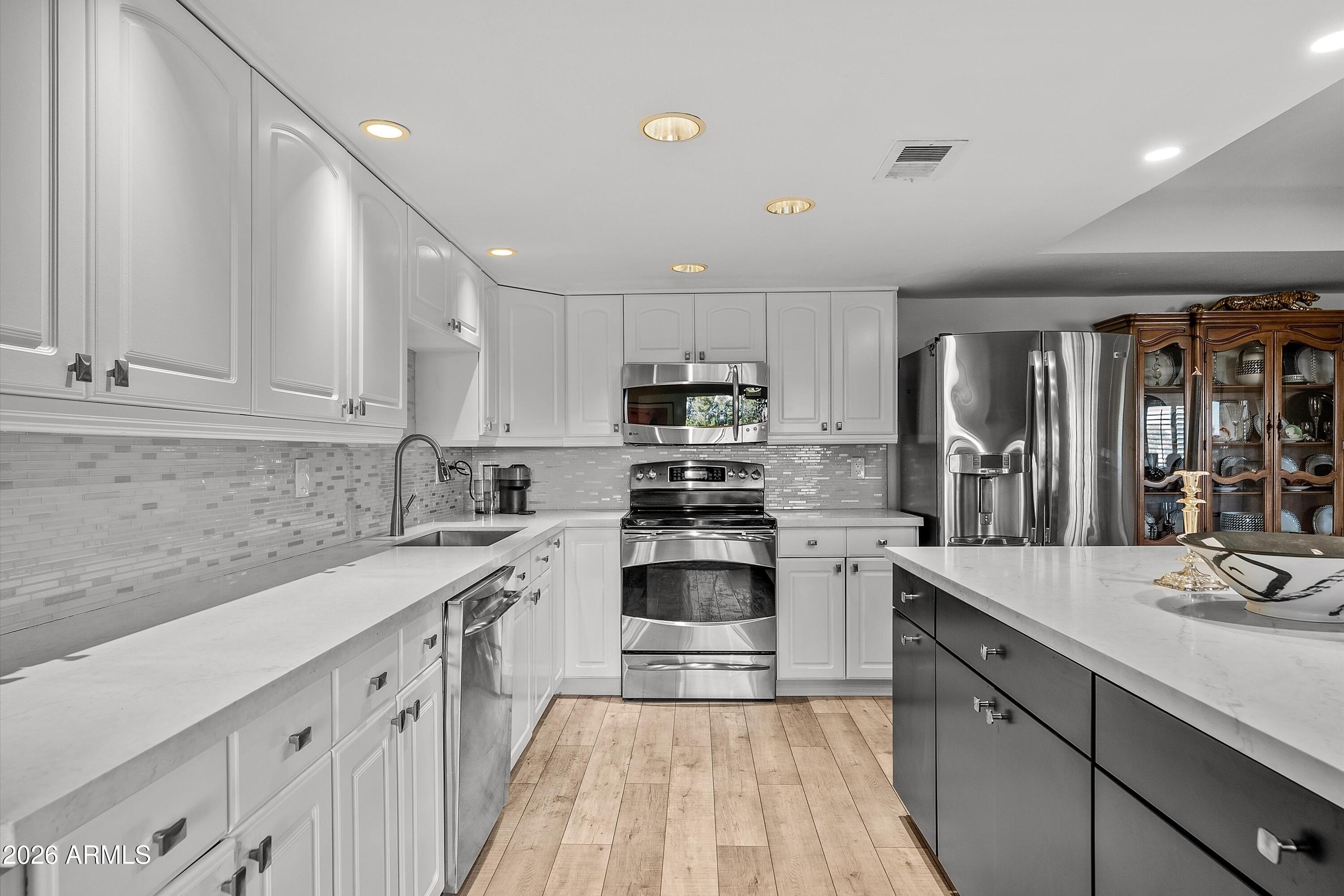 7970 E CAMELBACK Road 306