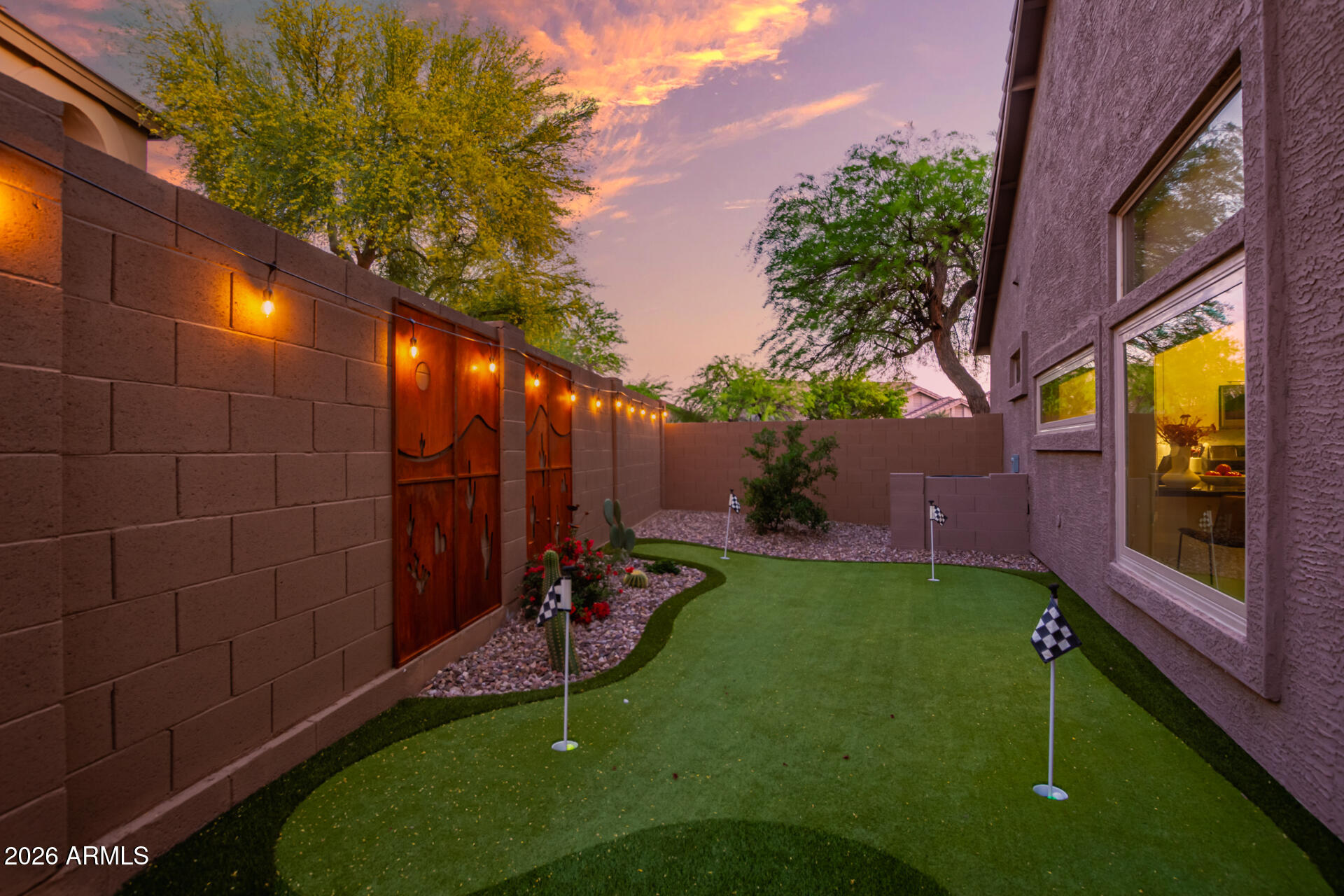 3055 N RED Mountain 112