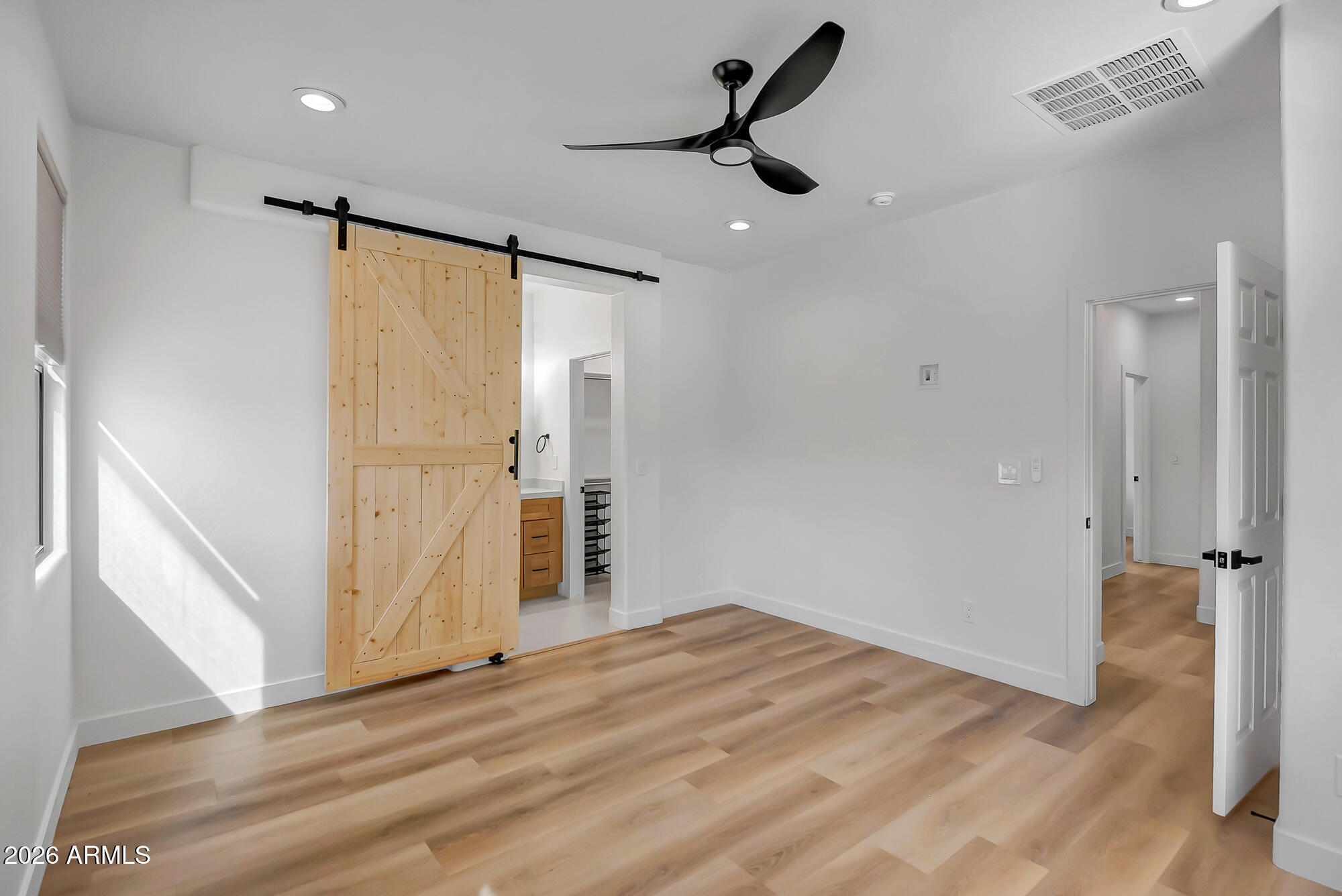 2579 W LEWIS AND CLARK Trail