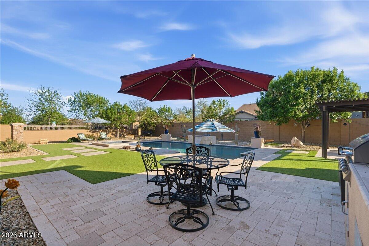 21995 E Duncan Court