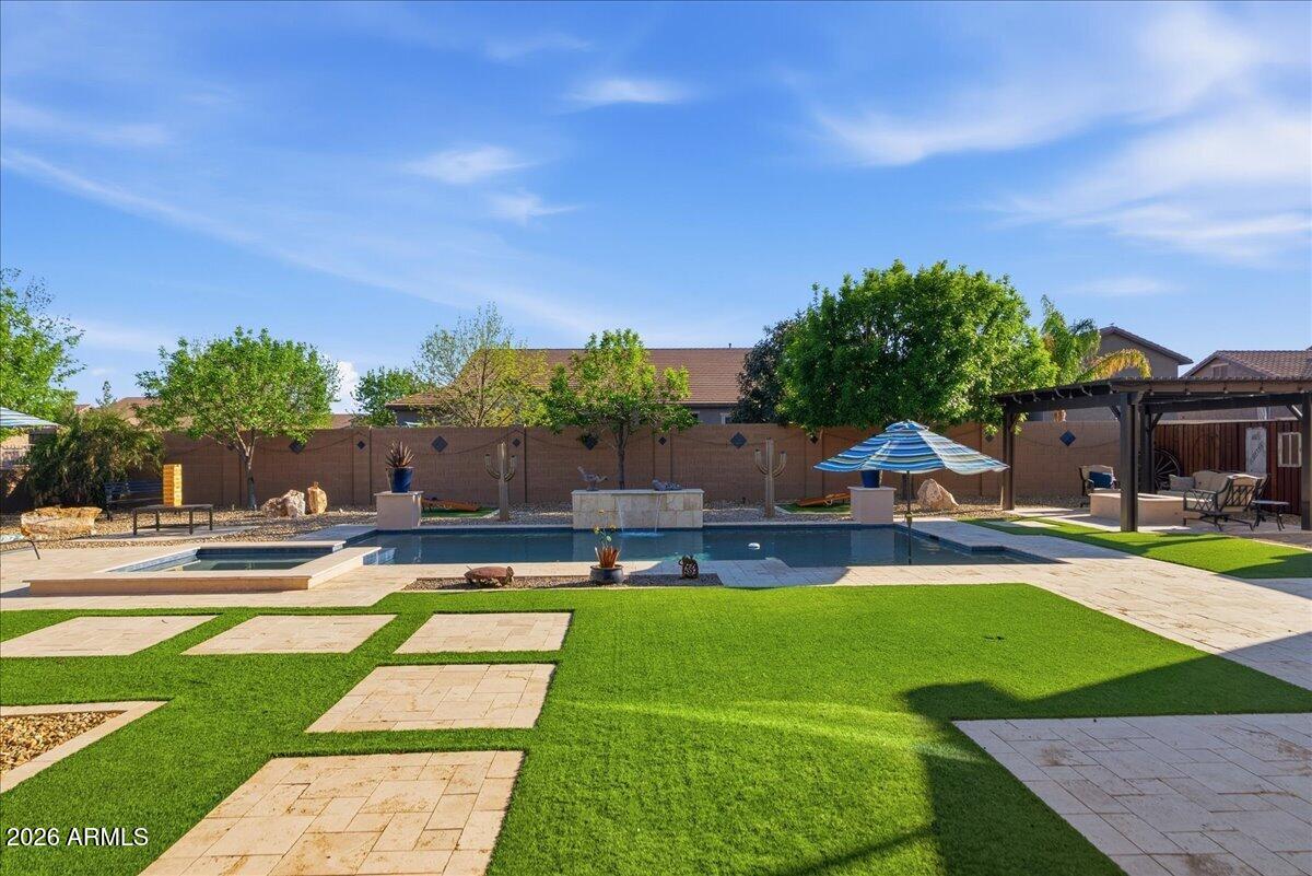 21995 E Duncan Court