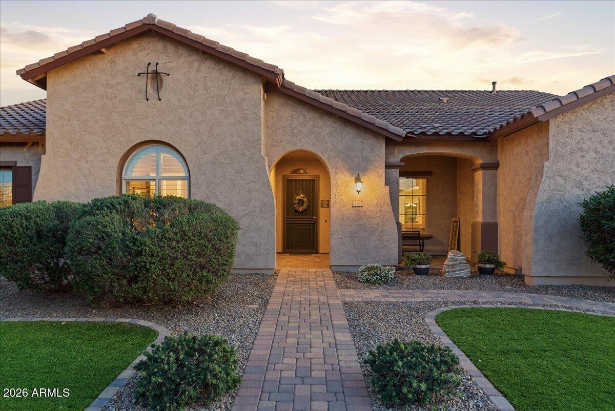 21995 E Duncan Court