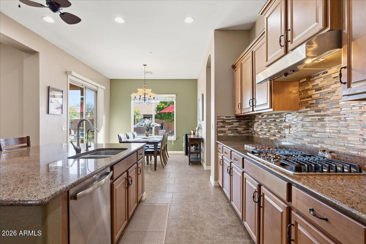 21995 E Duncan Court