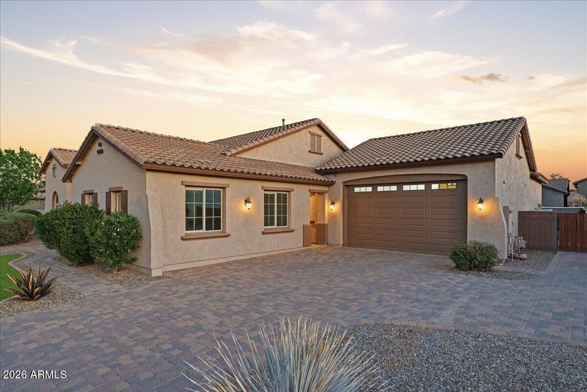 21995 E Duncan Court