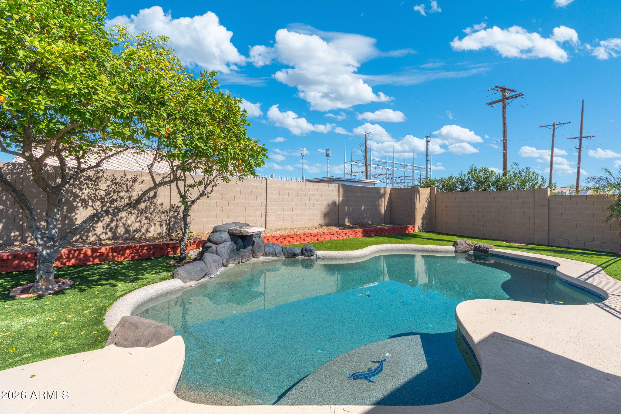 1304 W BLUEFIELD Avenue