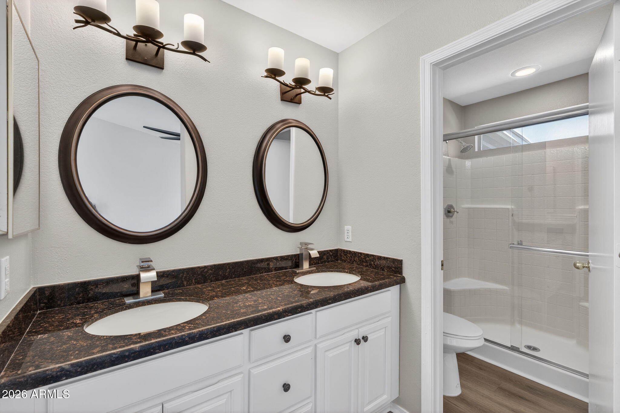 1304 W BLUEFIELD Avenue