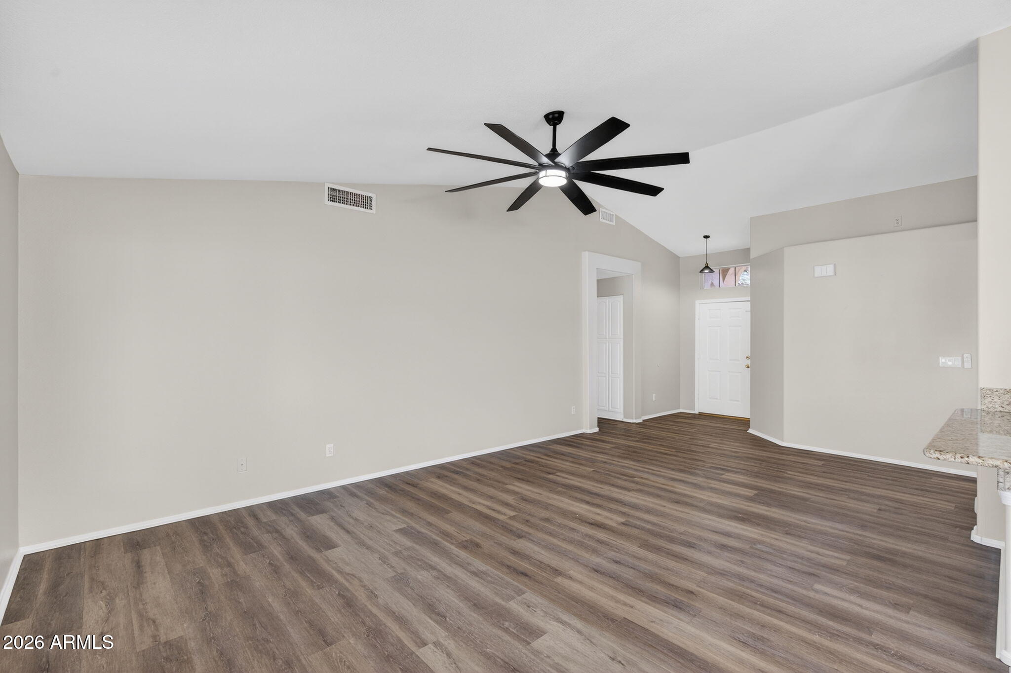 1304 W BLUEFIELD Avenue