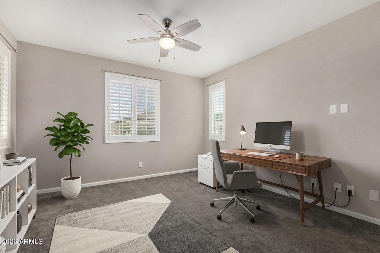 1527 W WINDHAVEN Avenue