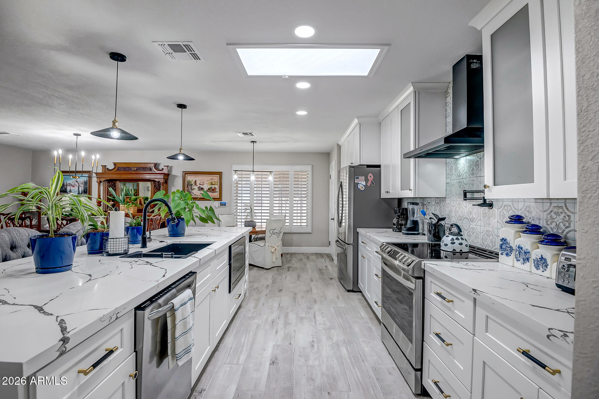 18414 N 104TH Avenue