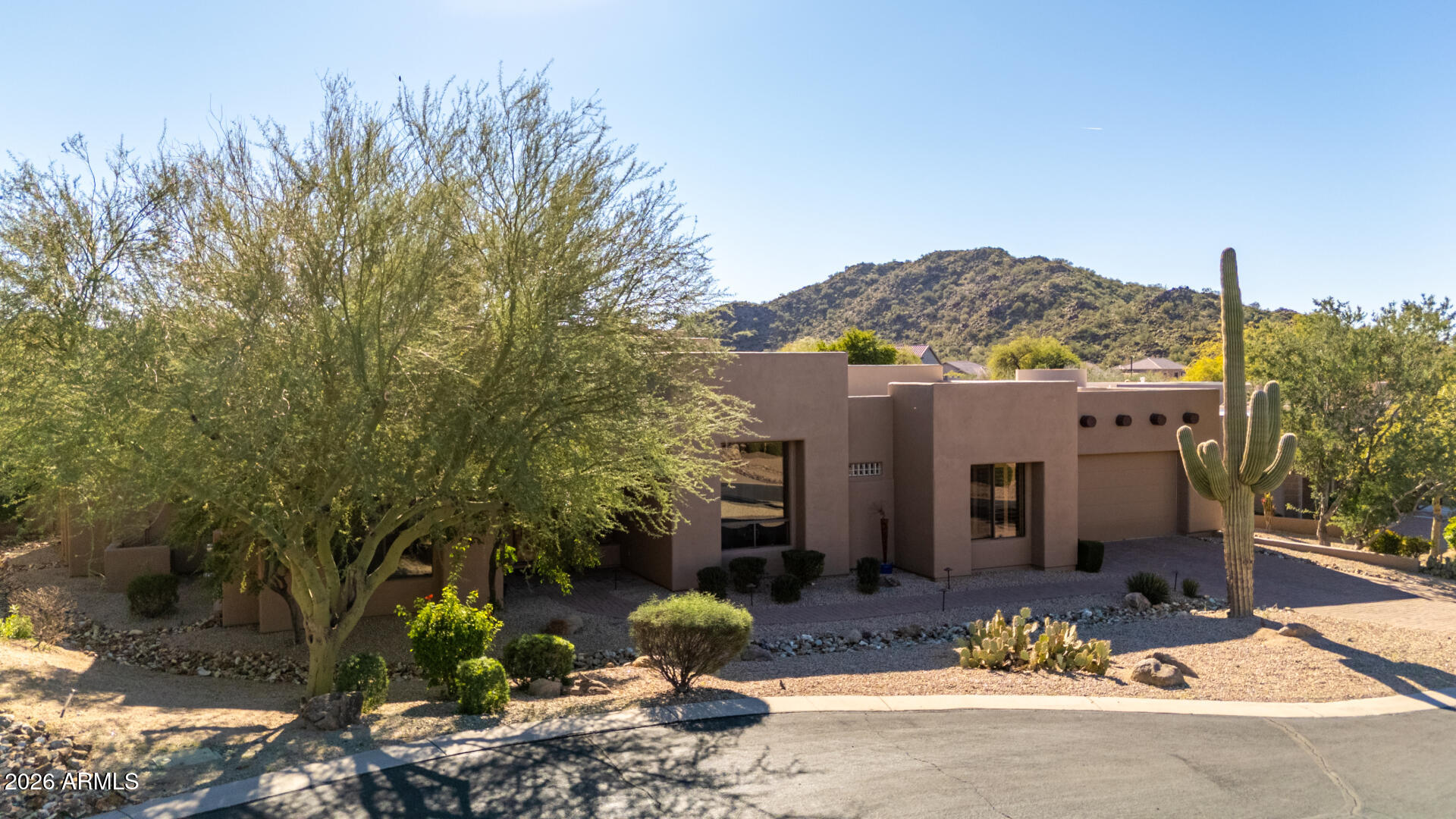 7417 E SUGARLOAF Street