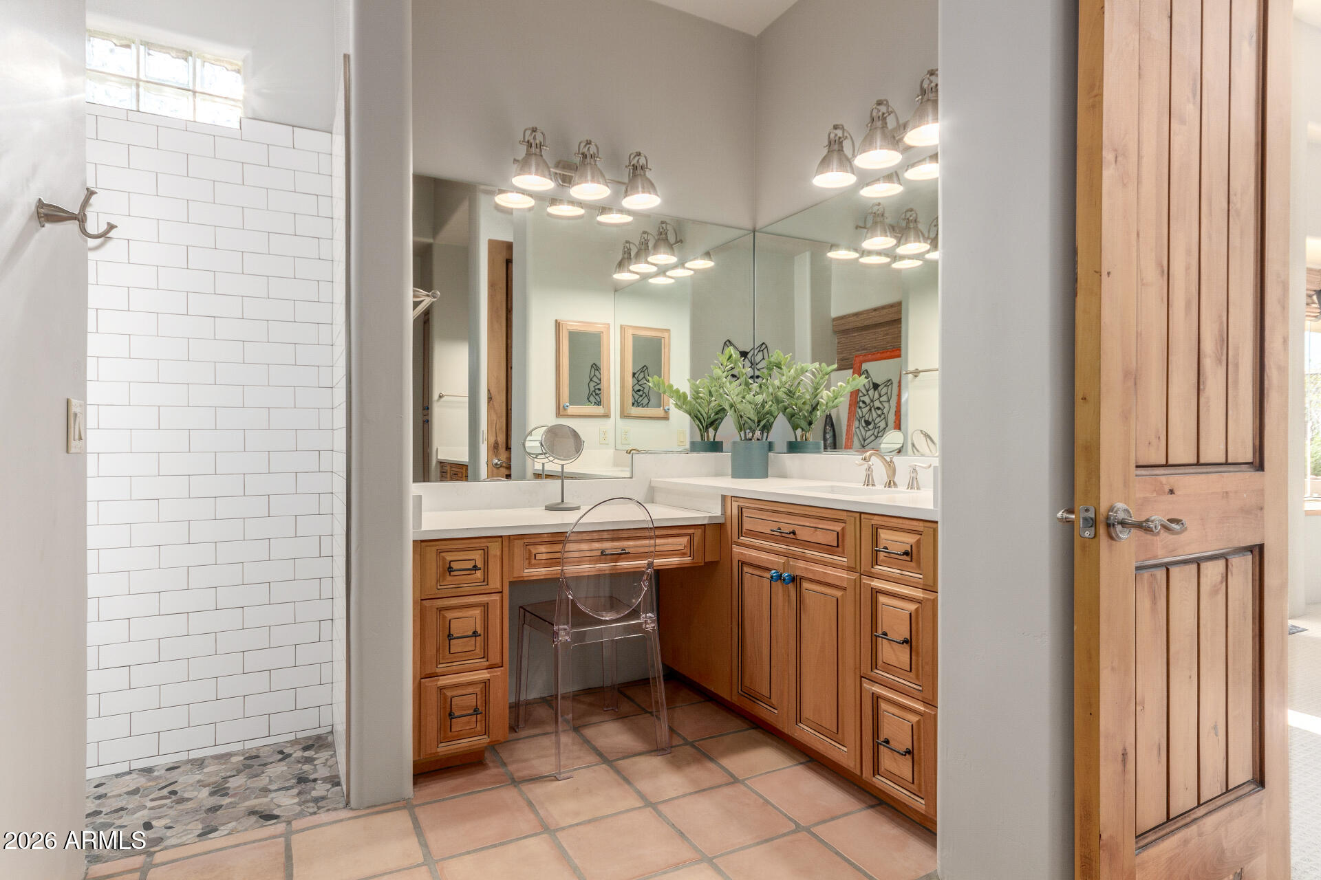 7417 E SUGARLOAF Street