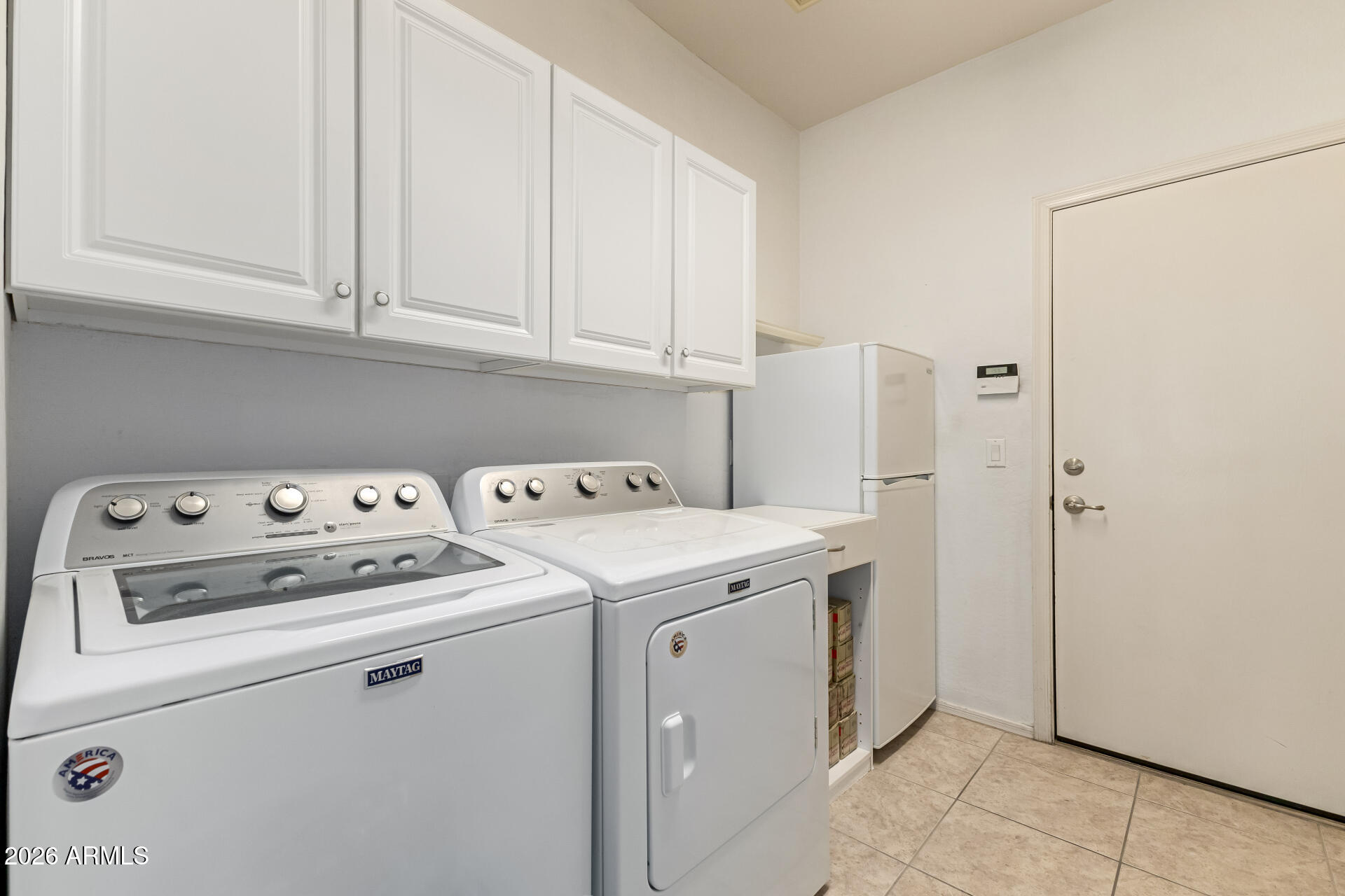 10438 E KNOWLES Avenue