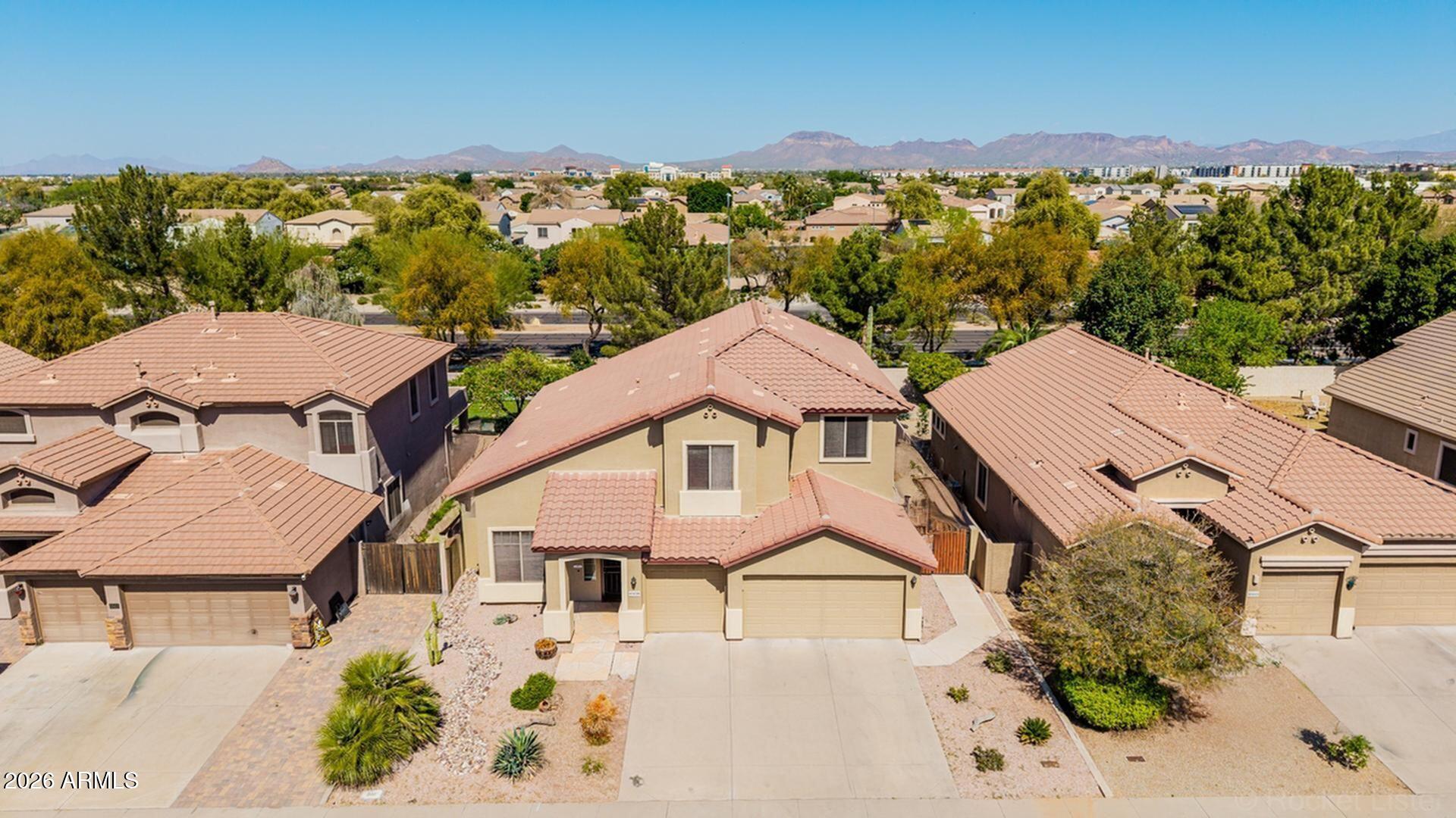 10438 E KNOWLES Avenue