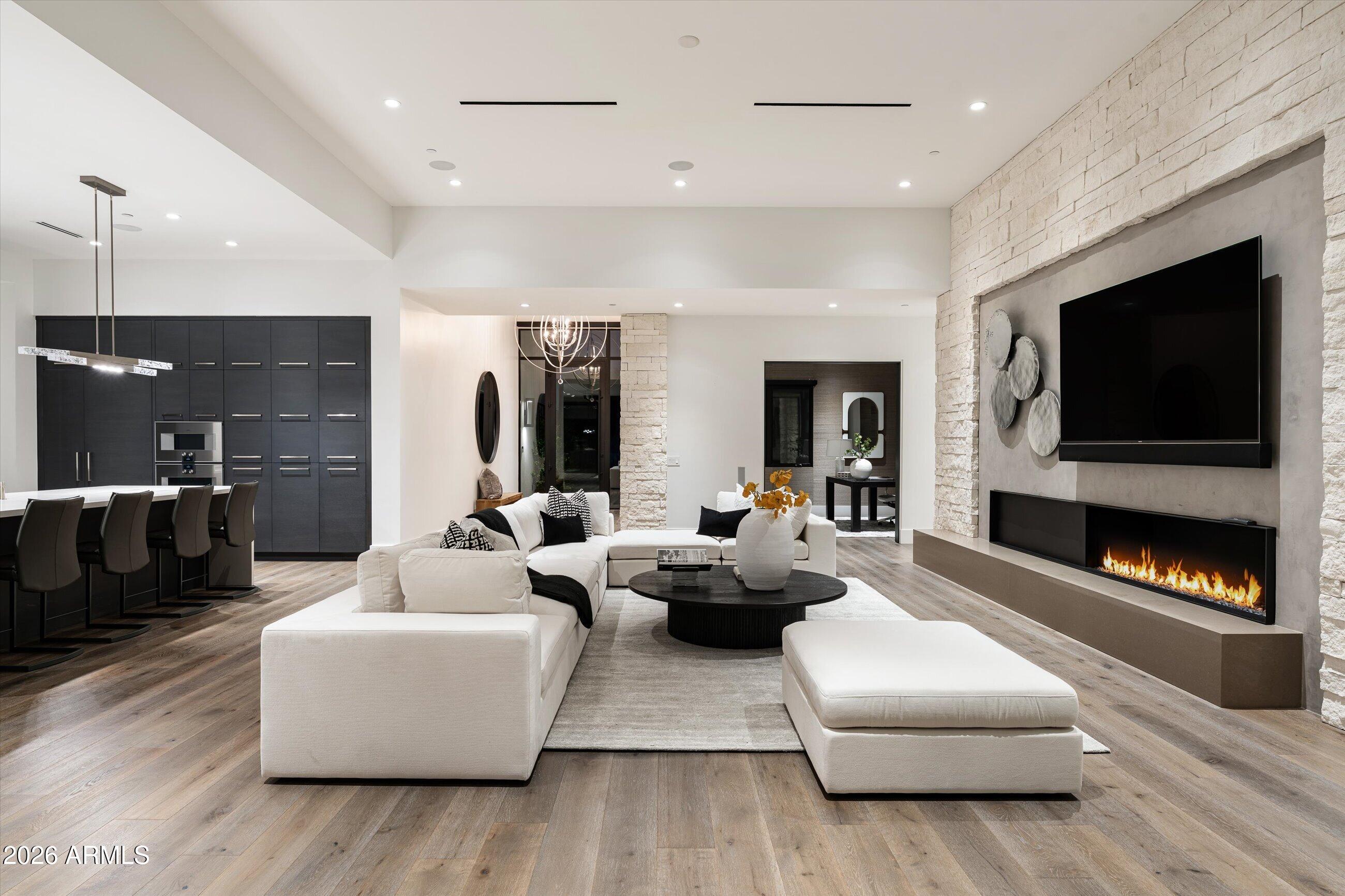 6838 E JOSHUA TREE Lane