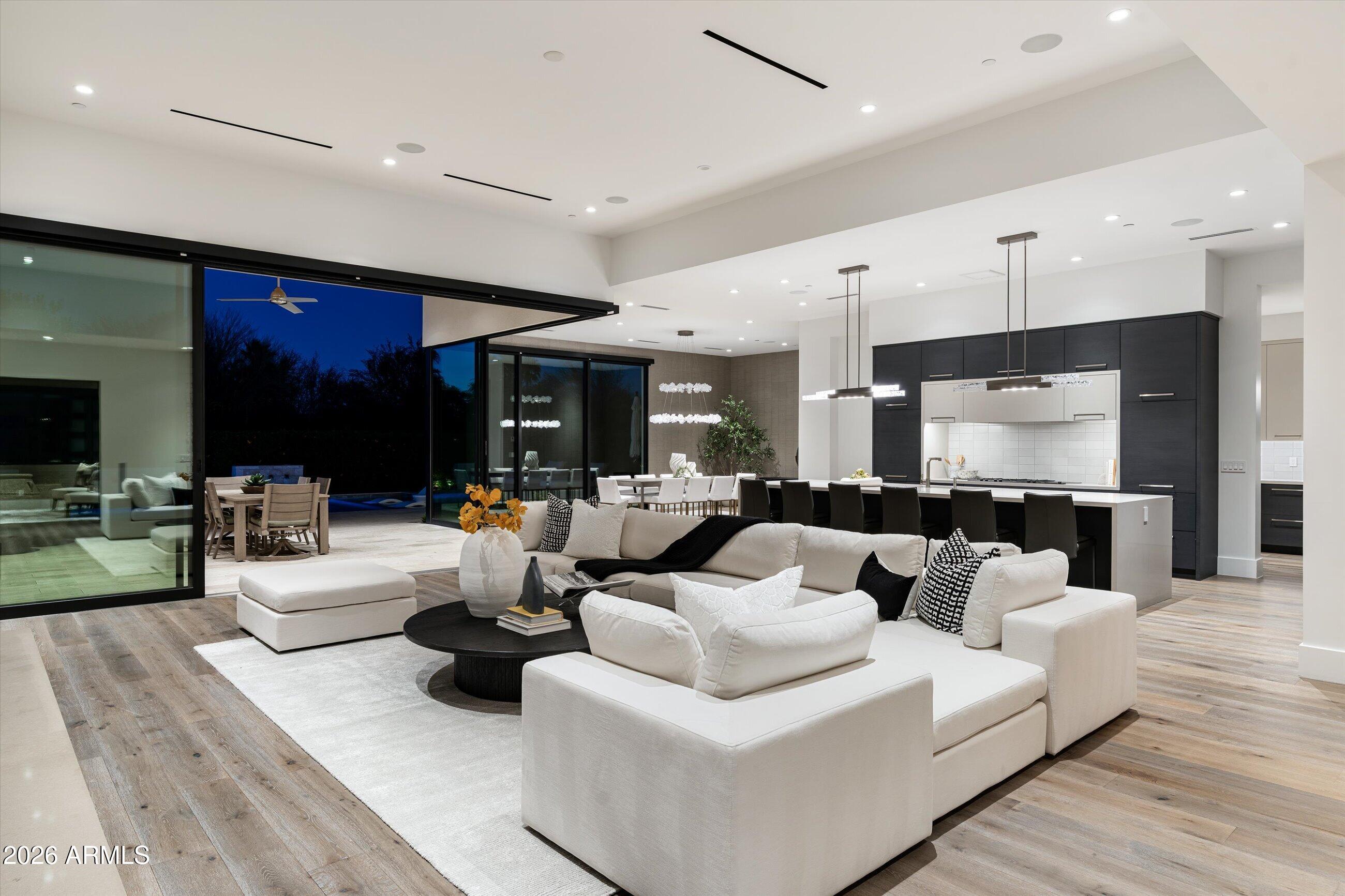 6838 E JOSHUA TREE Lane