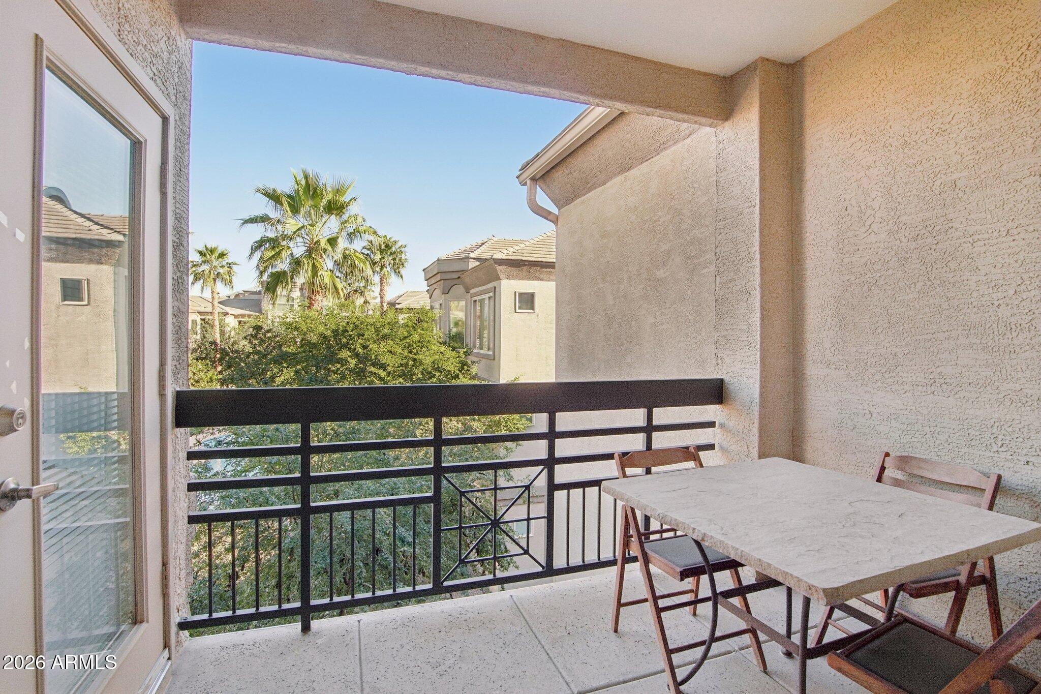 420 W 1ST Street 319