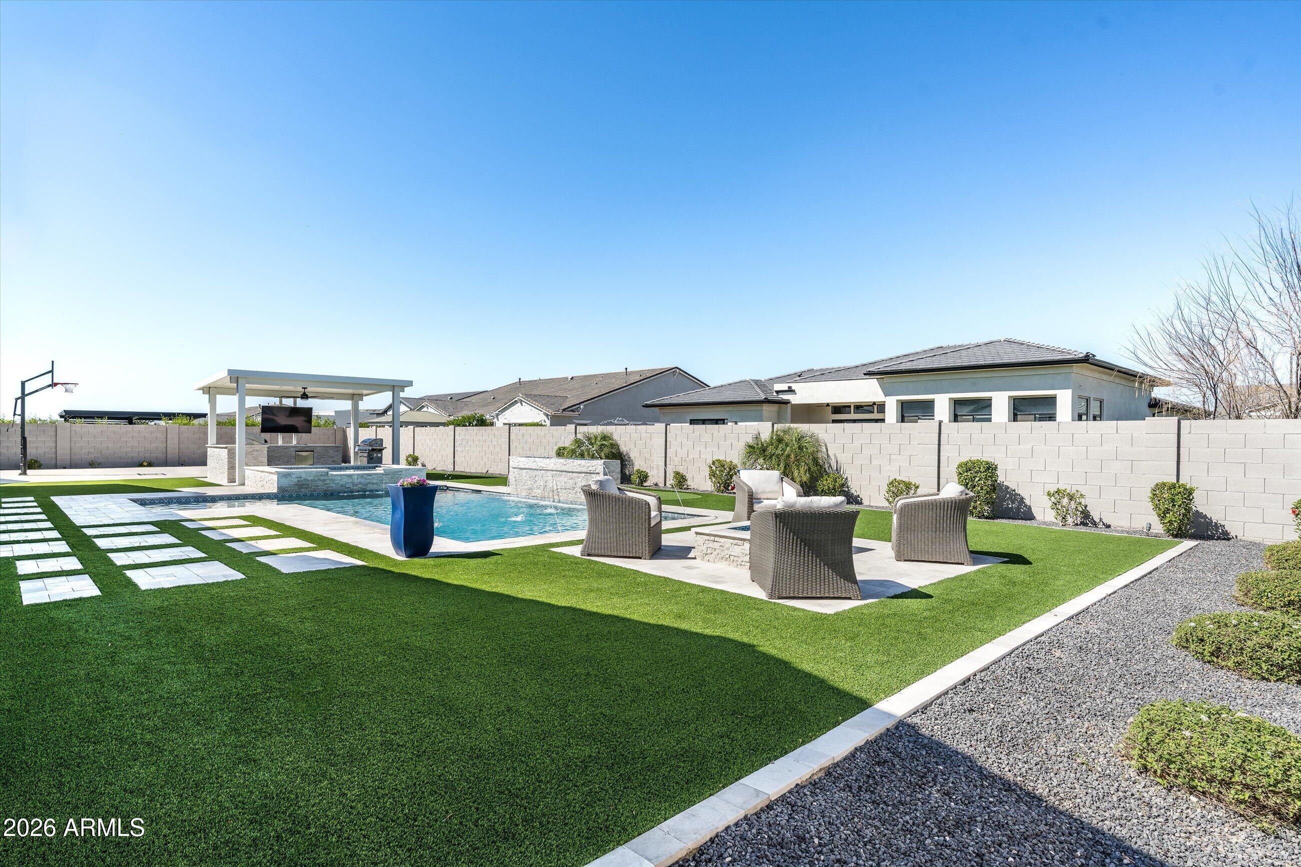 20756 E INDIANA Avenue