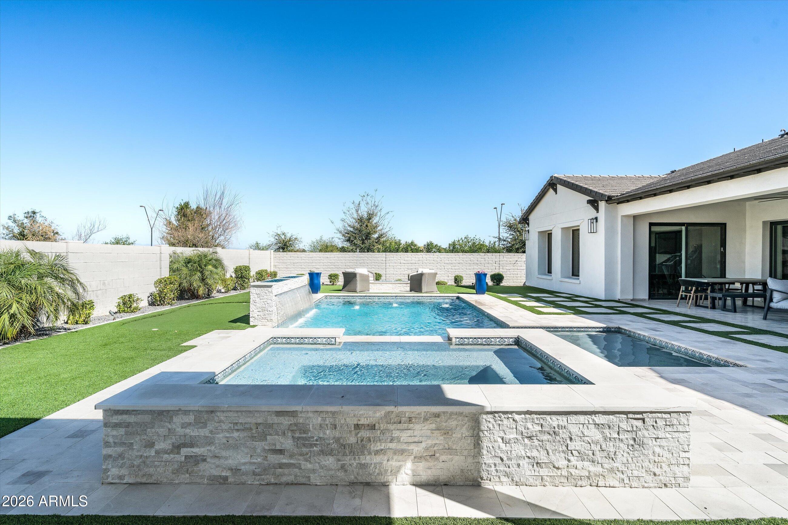 20756 E INDIANA Avenue