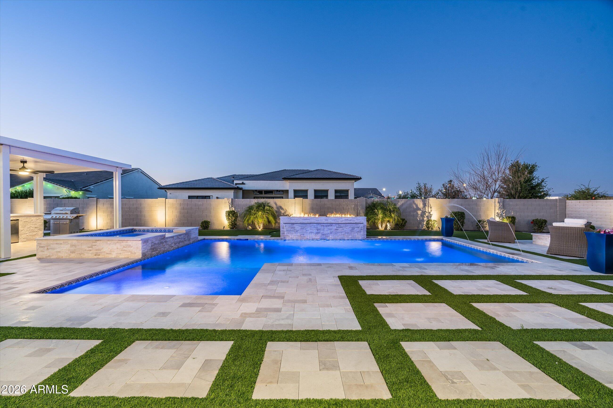 20756 E INDIANA Avenue