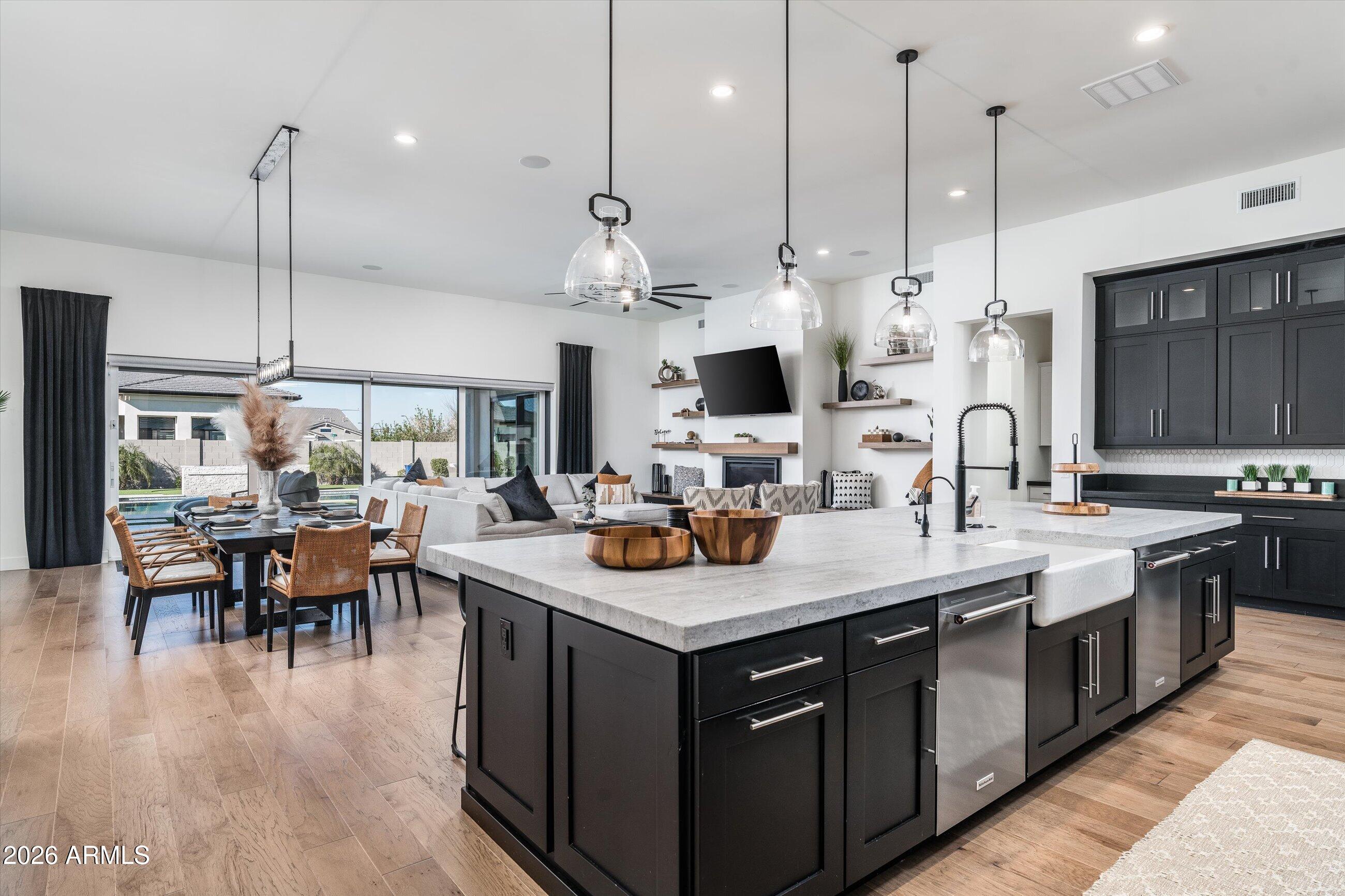 20756 E INDIANA Avenue