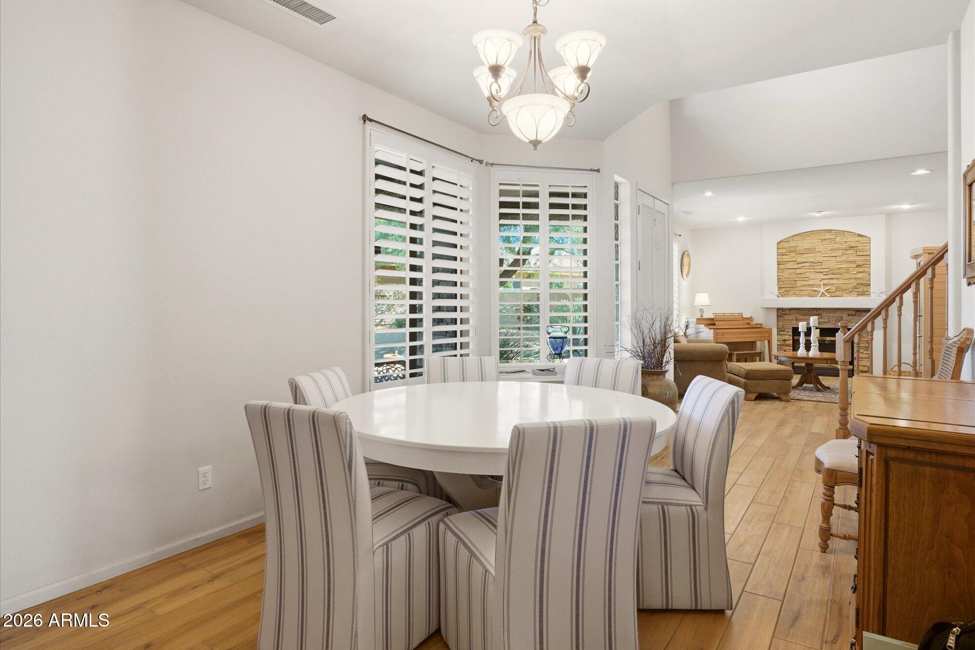 6117 E PALOMINO Lane