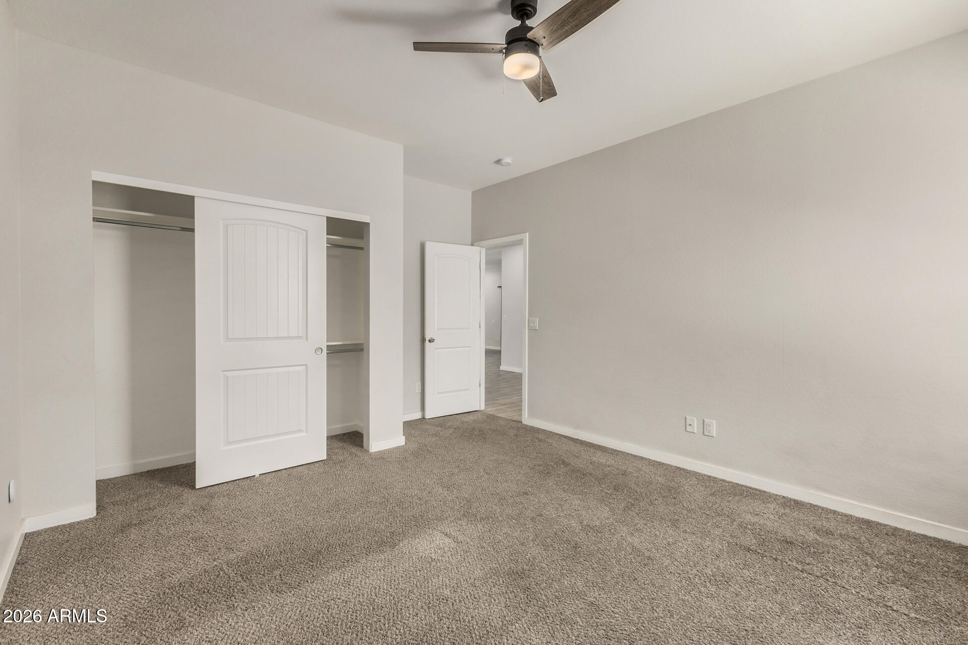 210 W SUNLAND Avenue