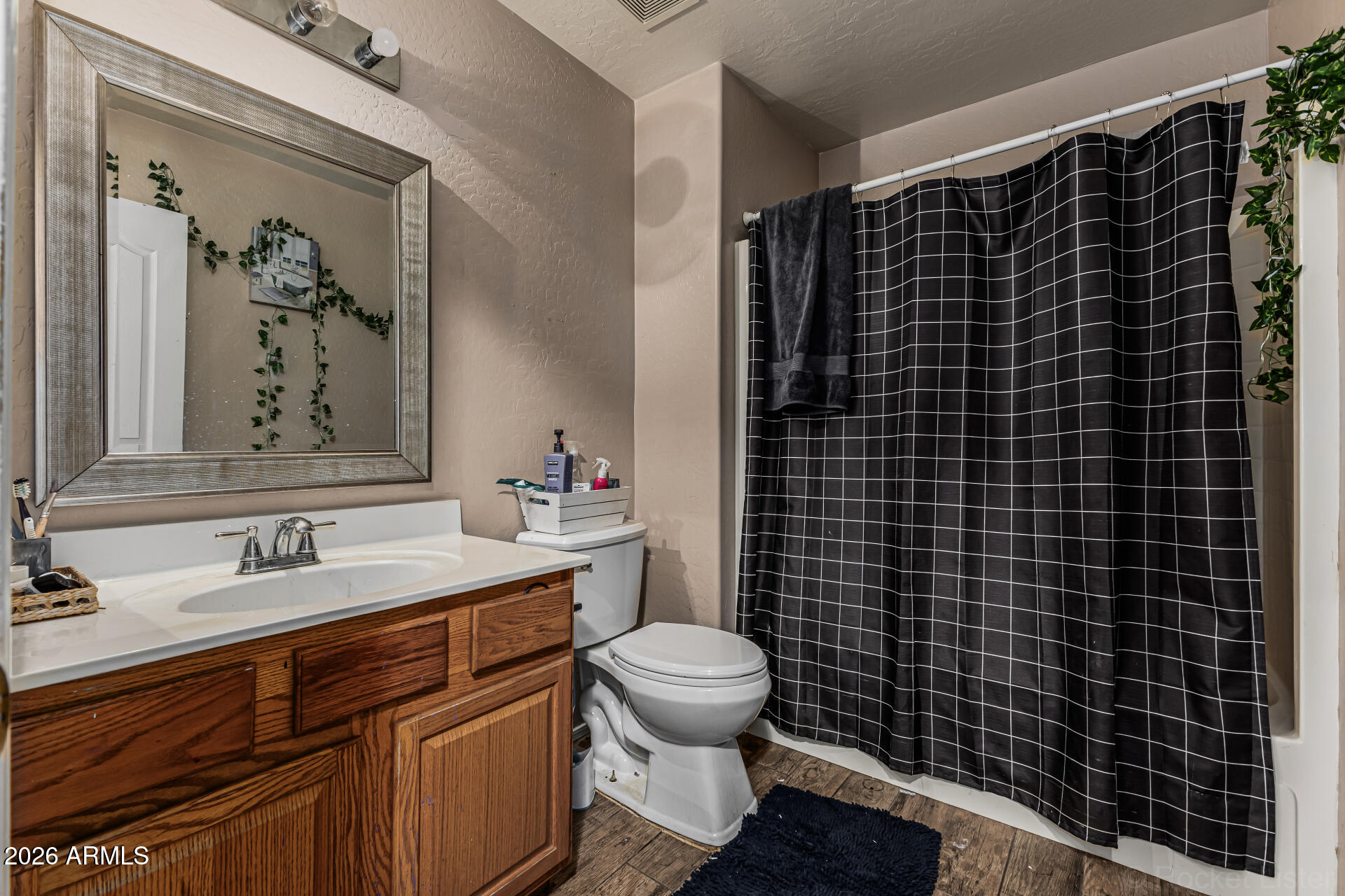 741 E CANTEBRIA Drive