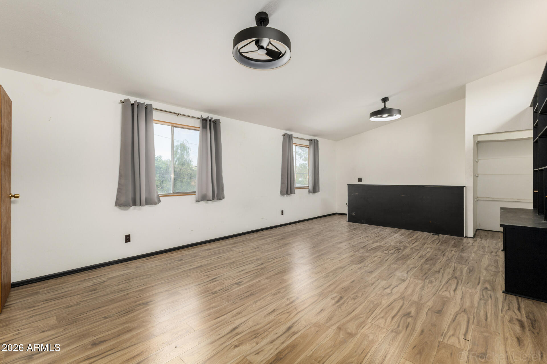 410 W PARKWAY Boulevard