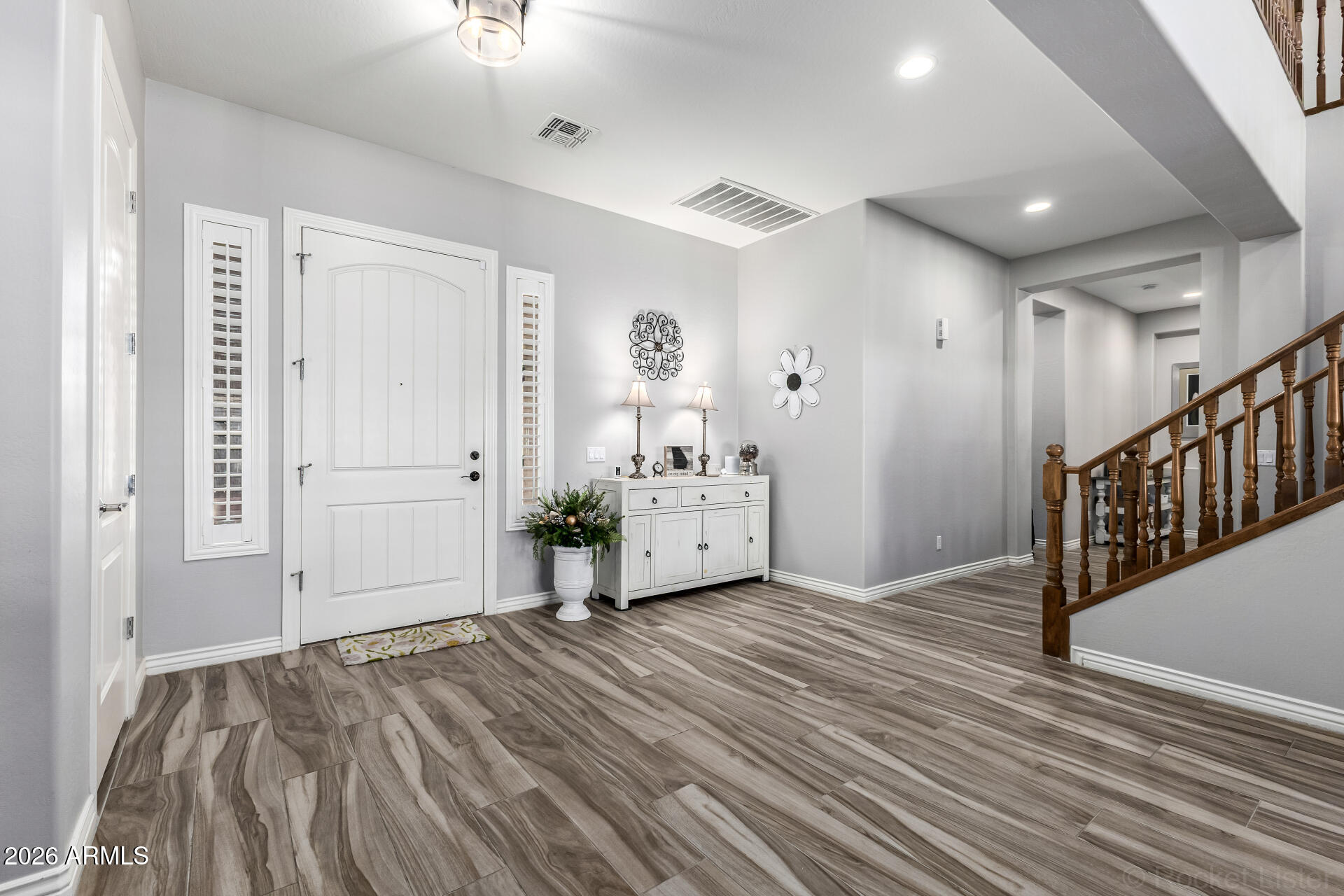 20394 E CALLE DE FLORES