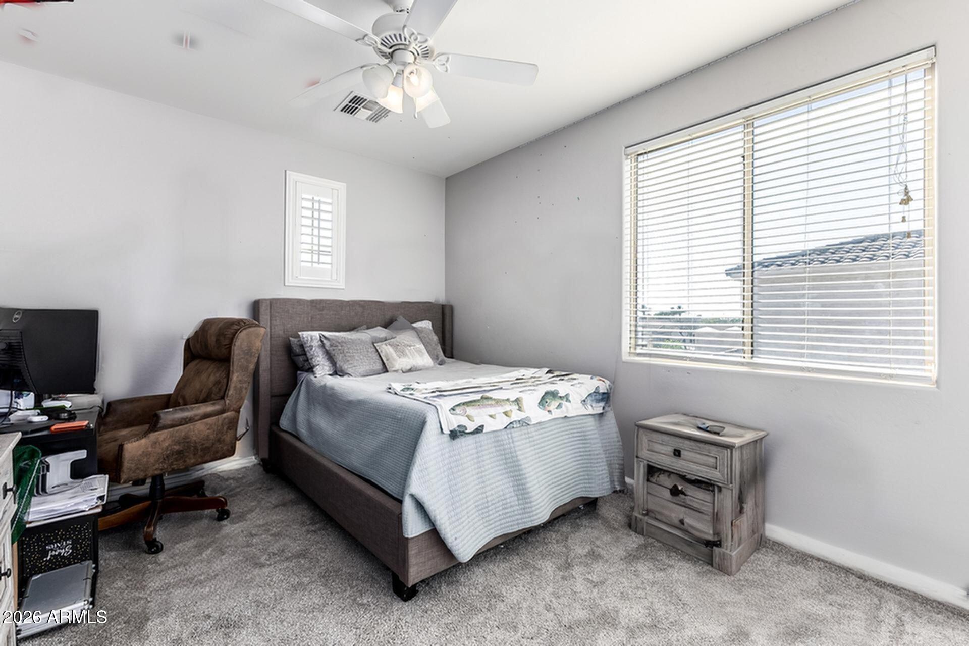 20394 E CALLE DE FLORES