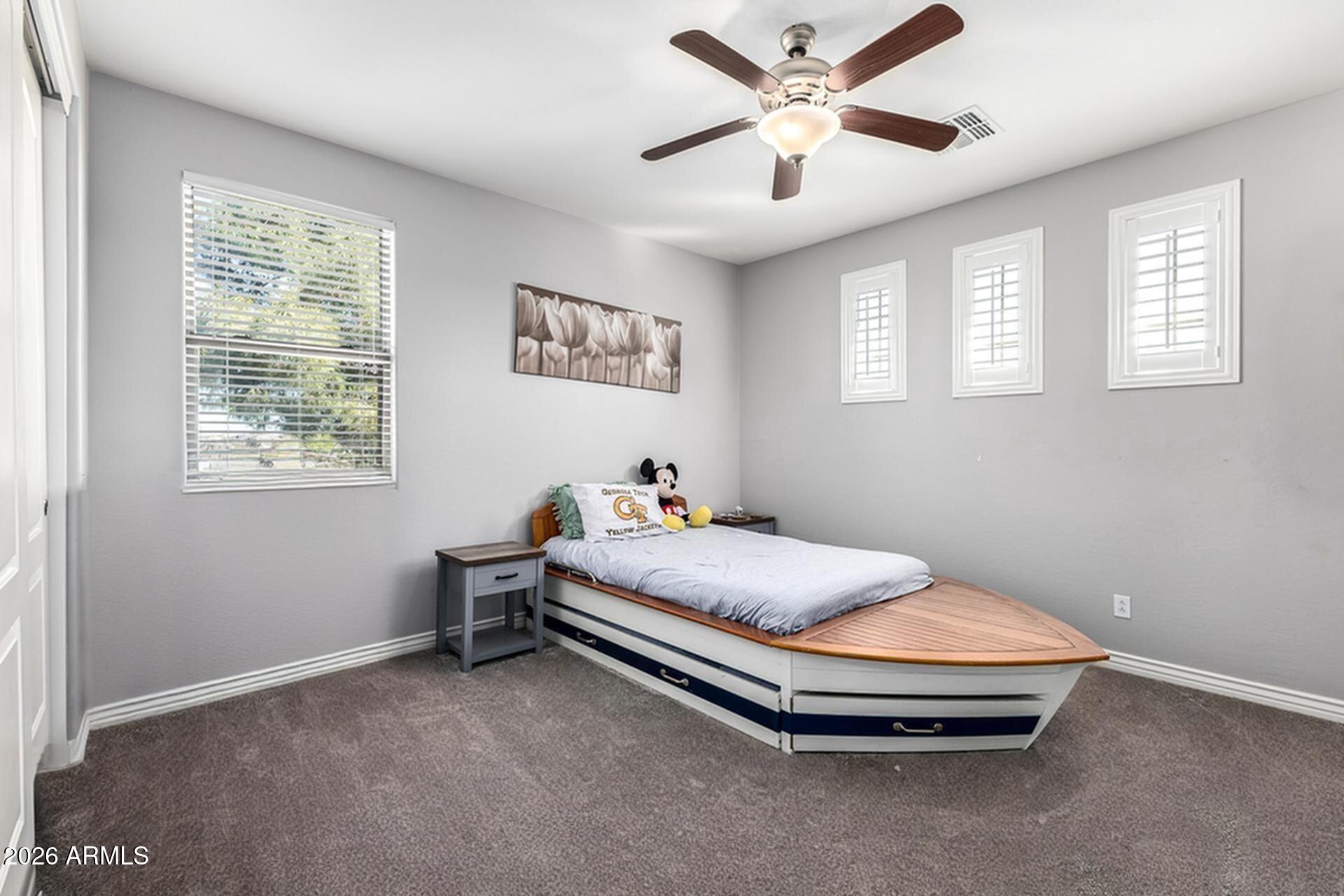 20394 E CALLE DE FLORES