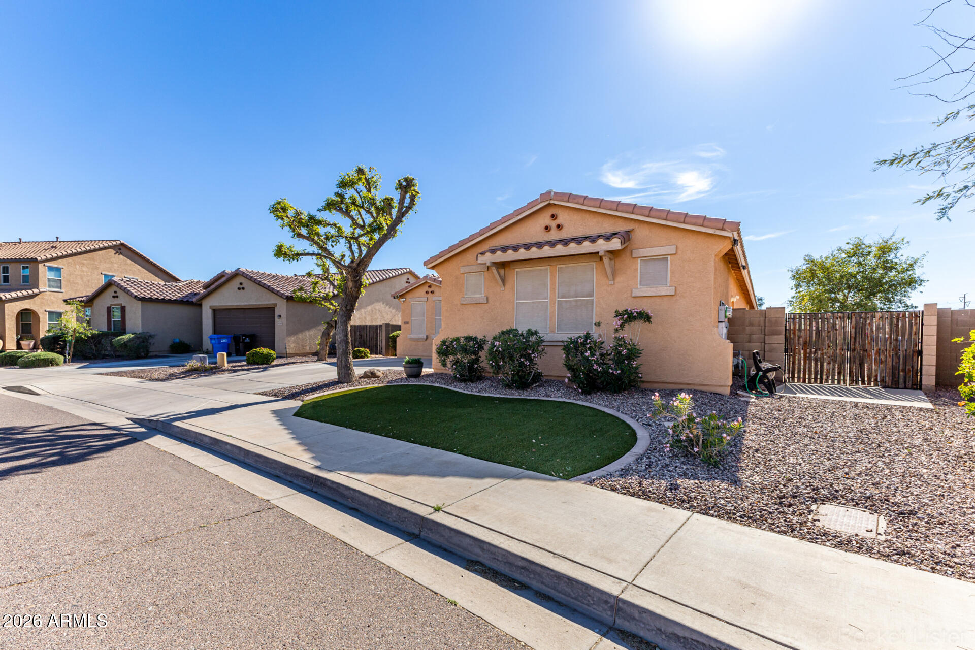 6722 S 76TH Drive