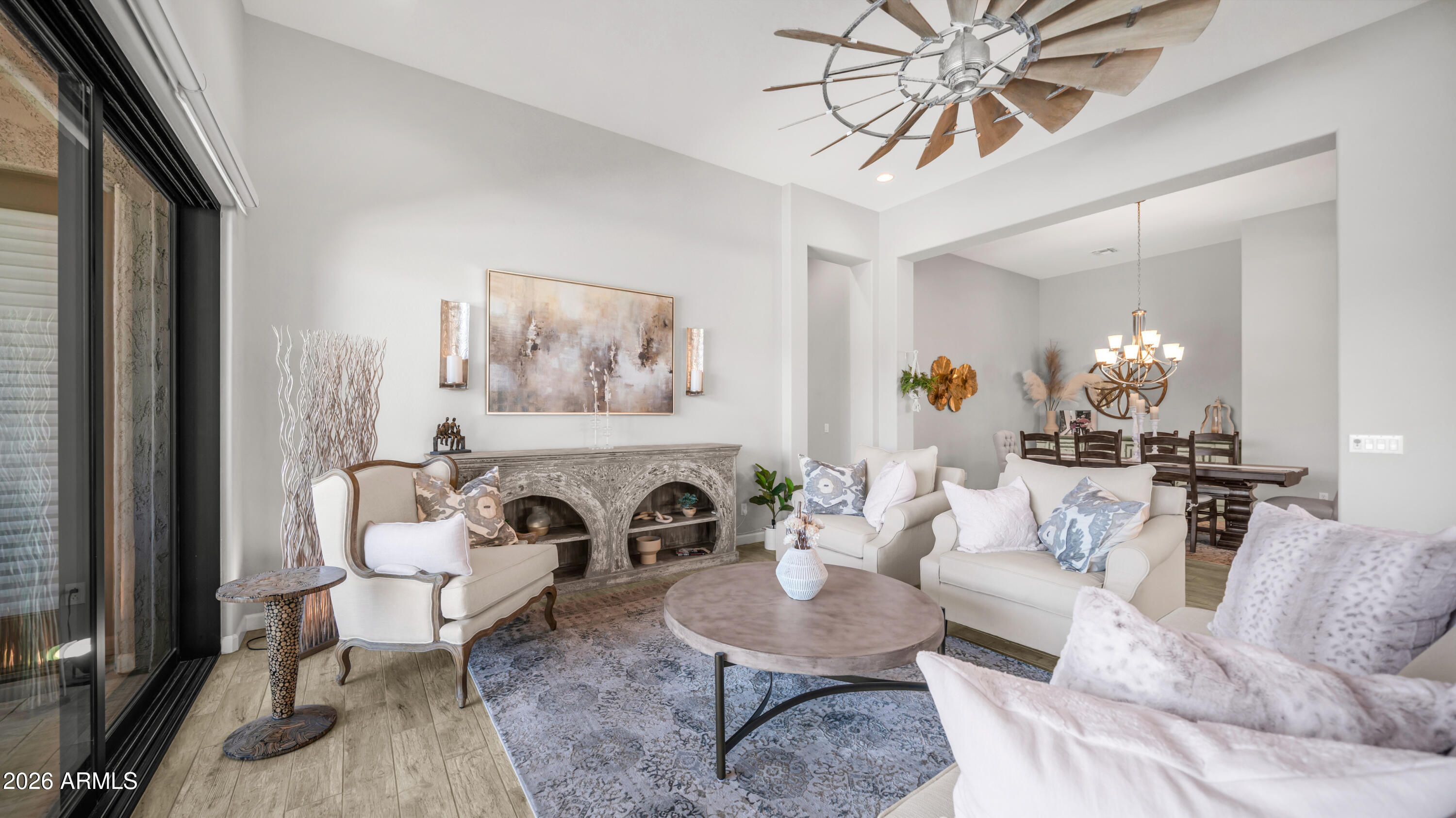 2219 N ESTATES Circle
