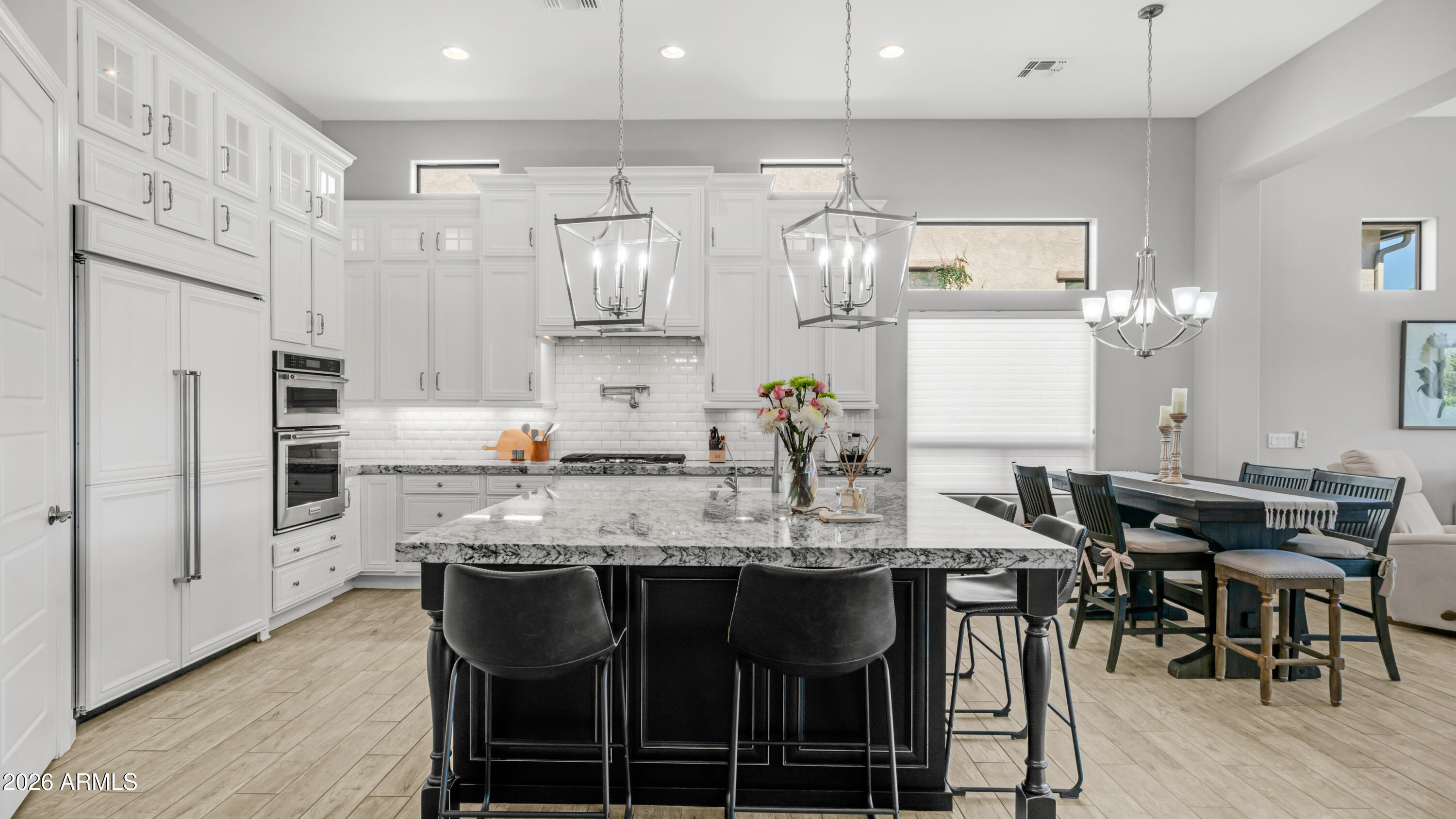 2219 N ESTATES Circle