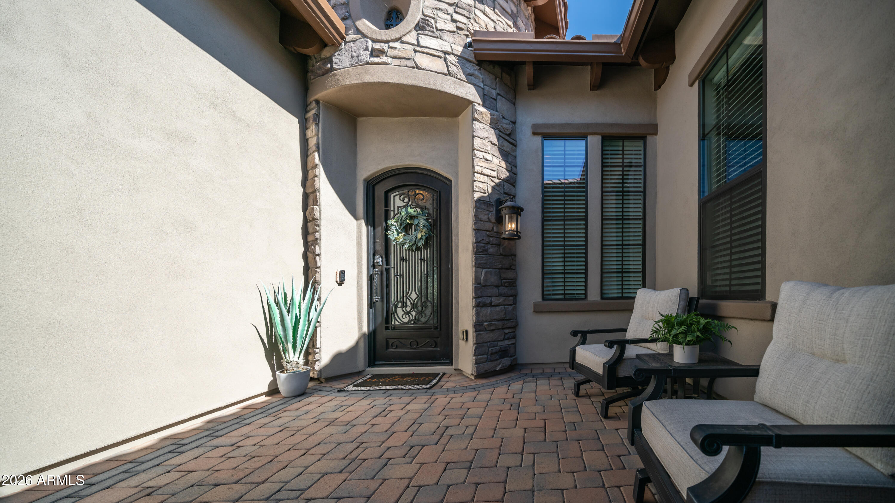 2219 N ESTATES Circle