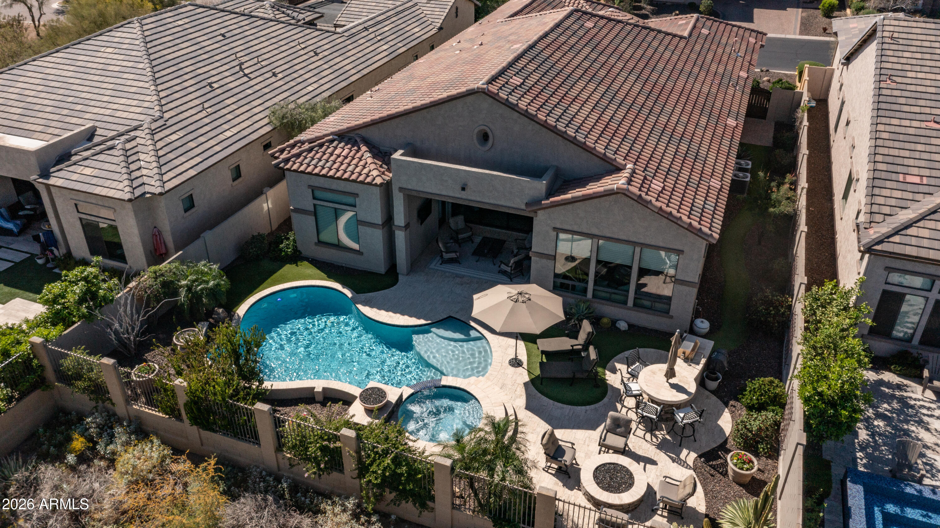 2219 N ESTATES Circle