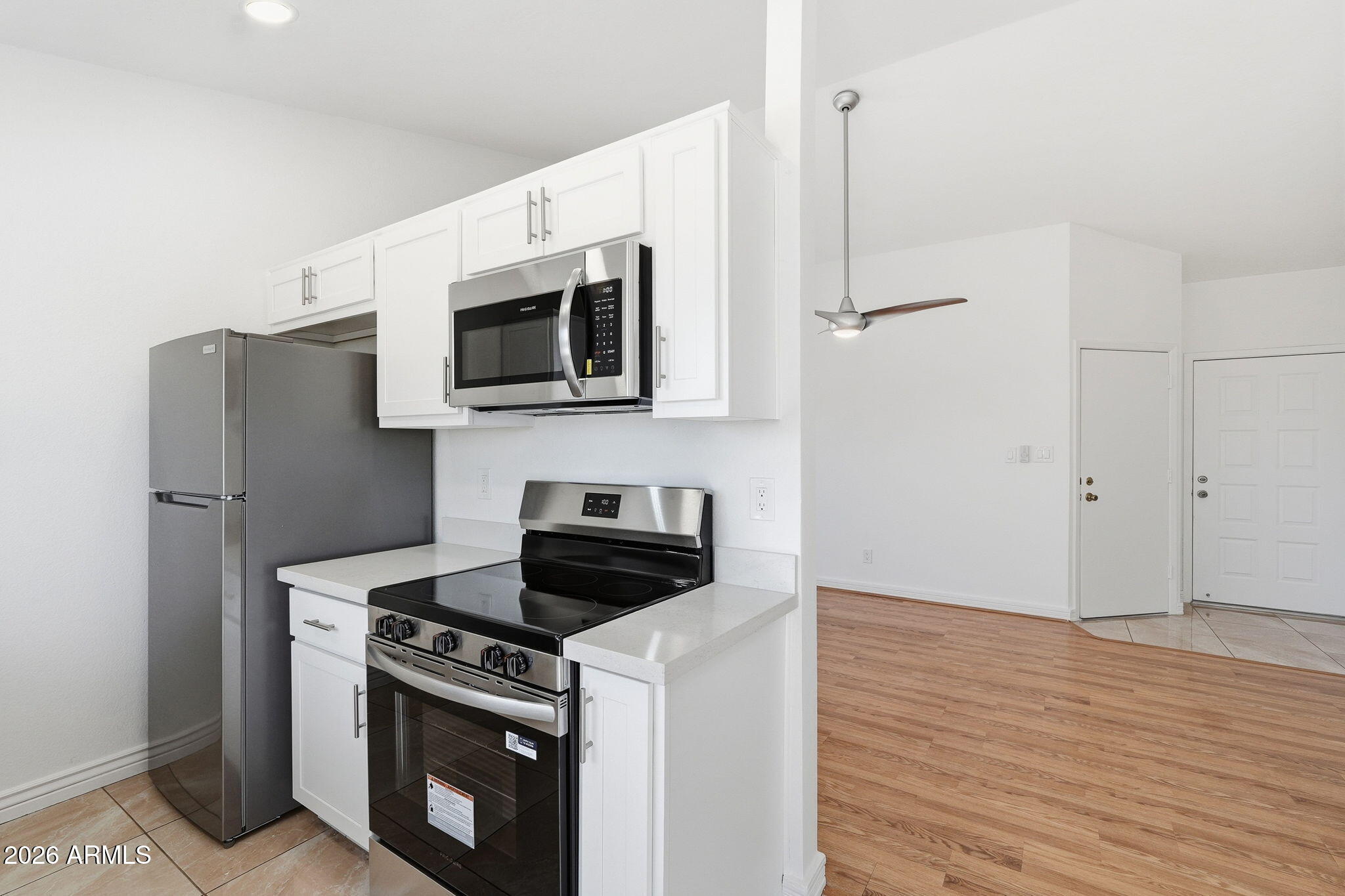 2925 E IMPALA Avenue