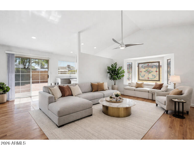 2925 E IMPALA Avenue