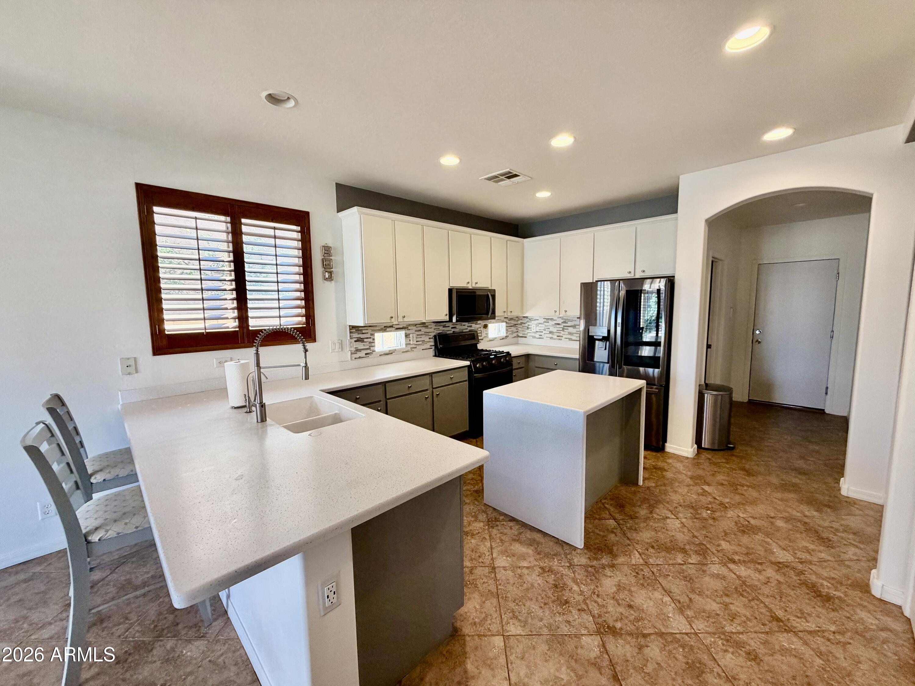 298 W SEASIDE Drive