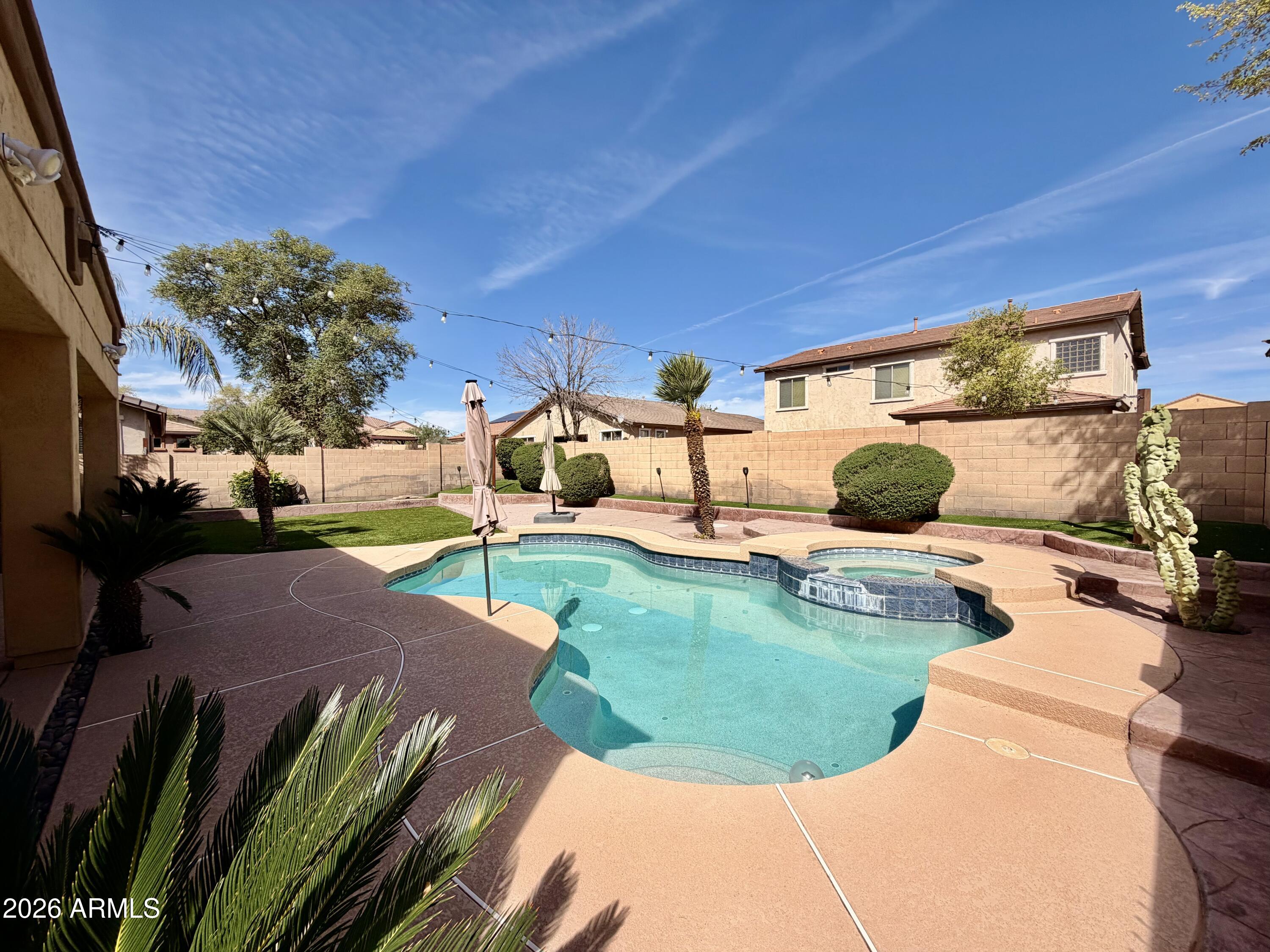 298 W SEASIDE Drive